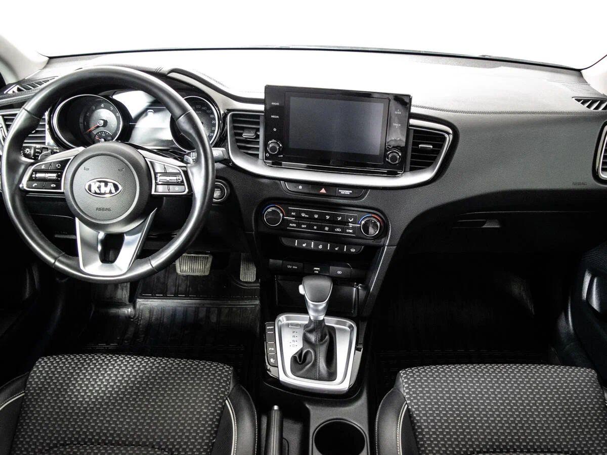 Kia XCeed 2020, белый