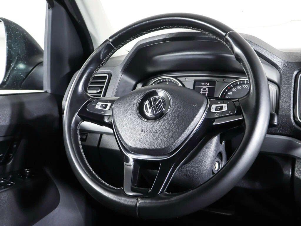 Volkswagen Amarok 2017, синий