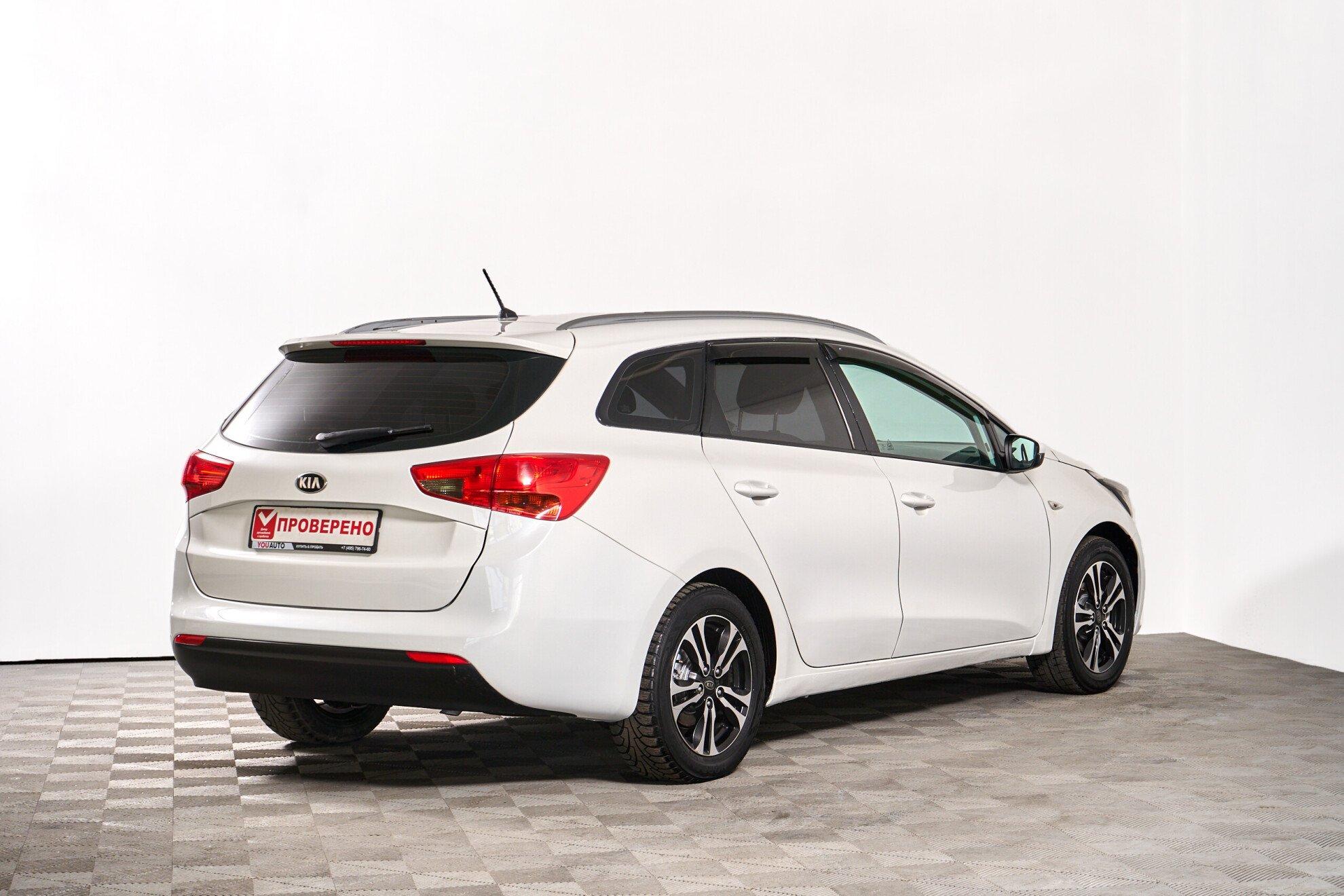 Kia Ceed 2017, белый