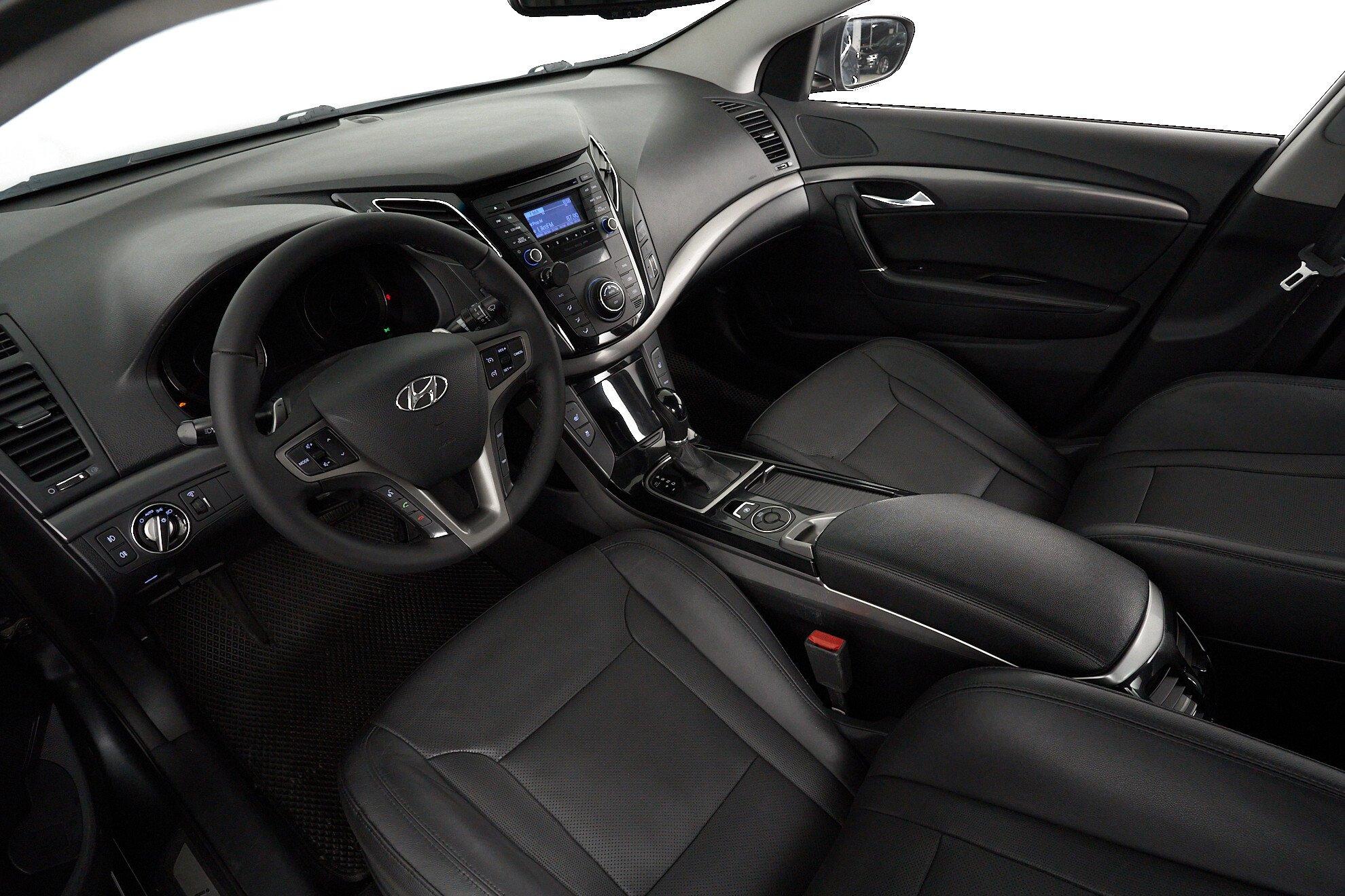 Hyundai i40 2013, серый