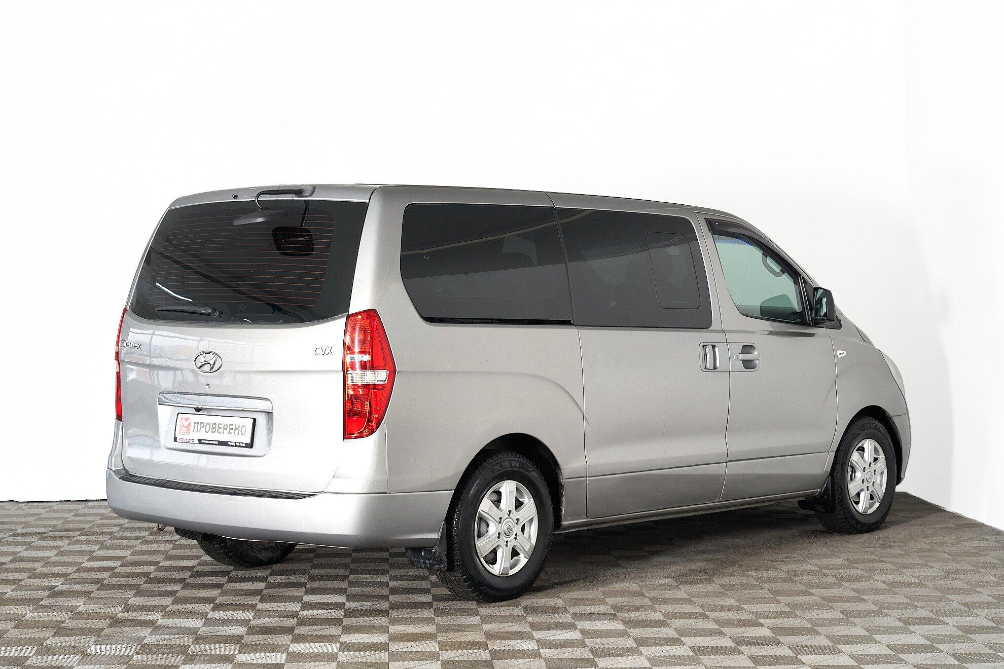 Hyundai Grand Starex 2011, серый