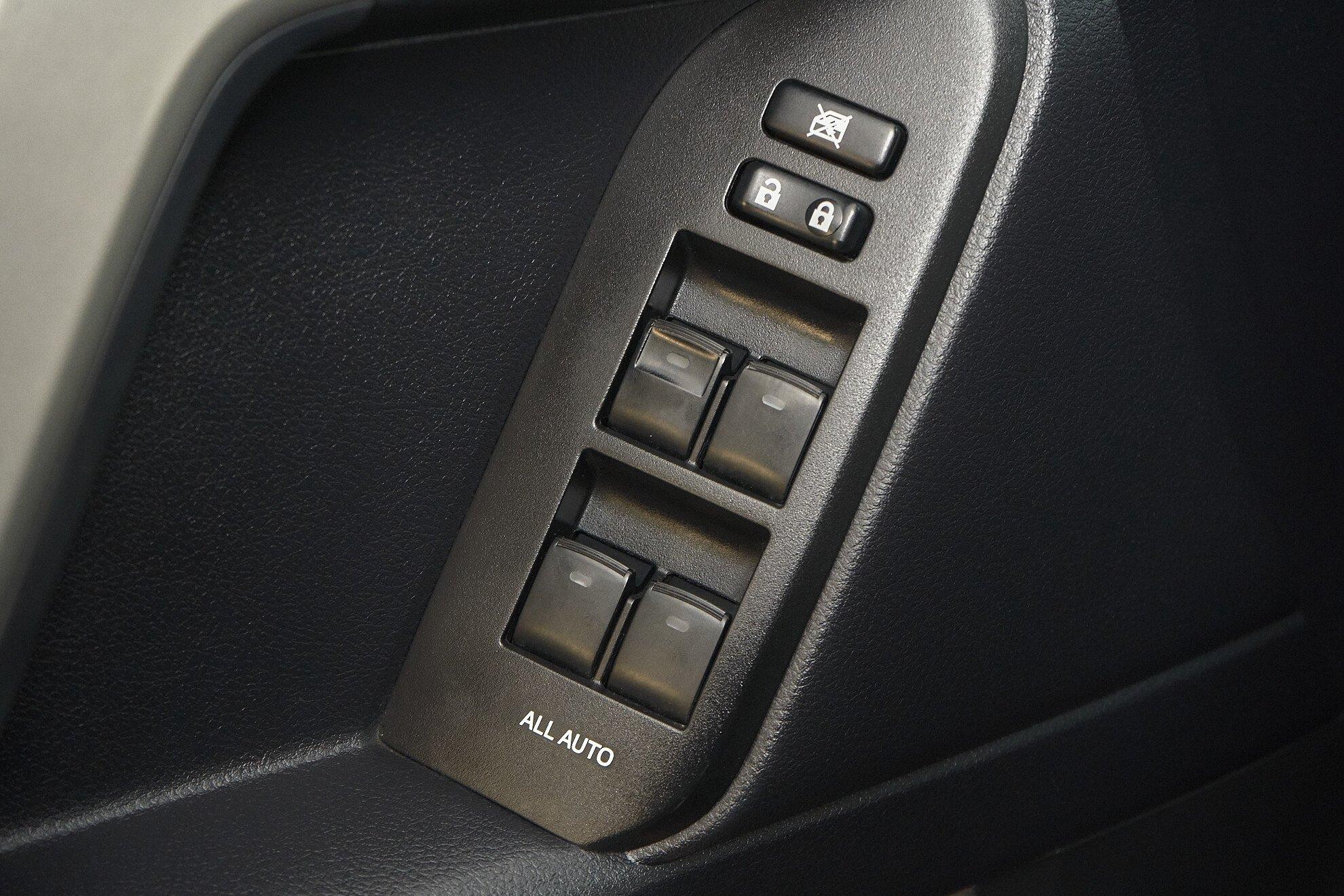 Toyota Land Cruiser Prado 2016, синий