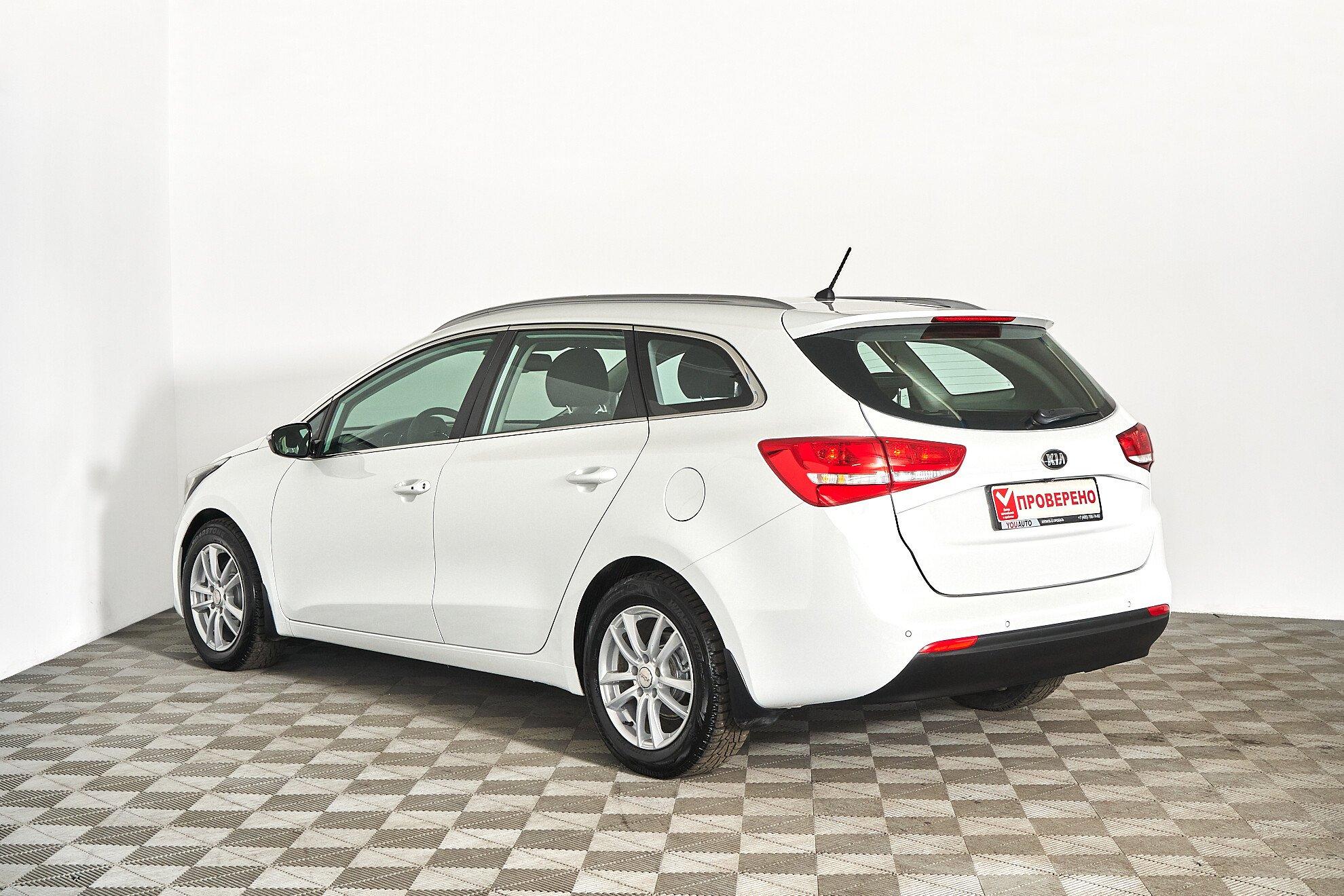 Kia Ceed 2016, белый