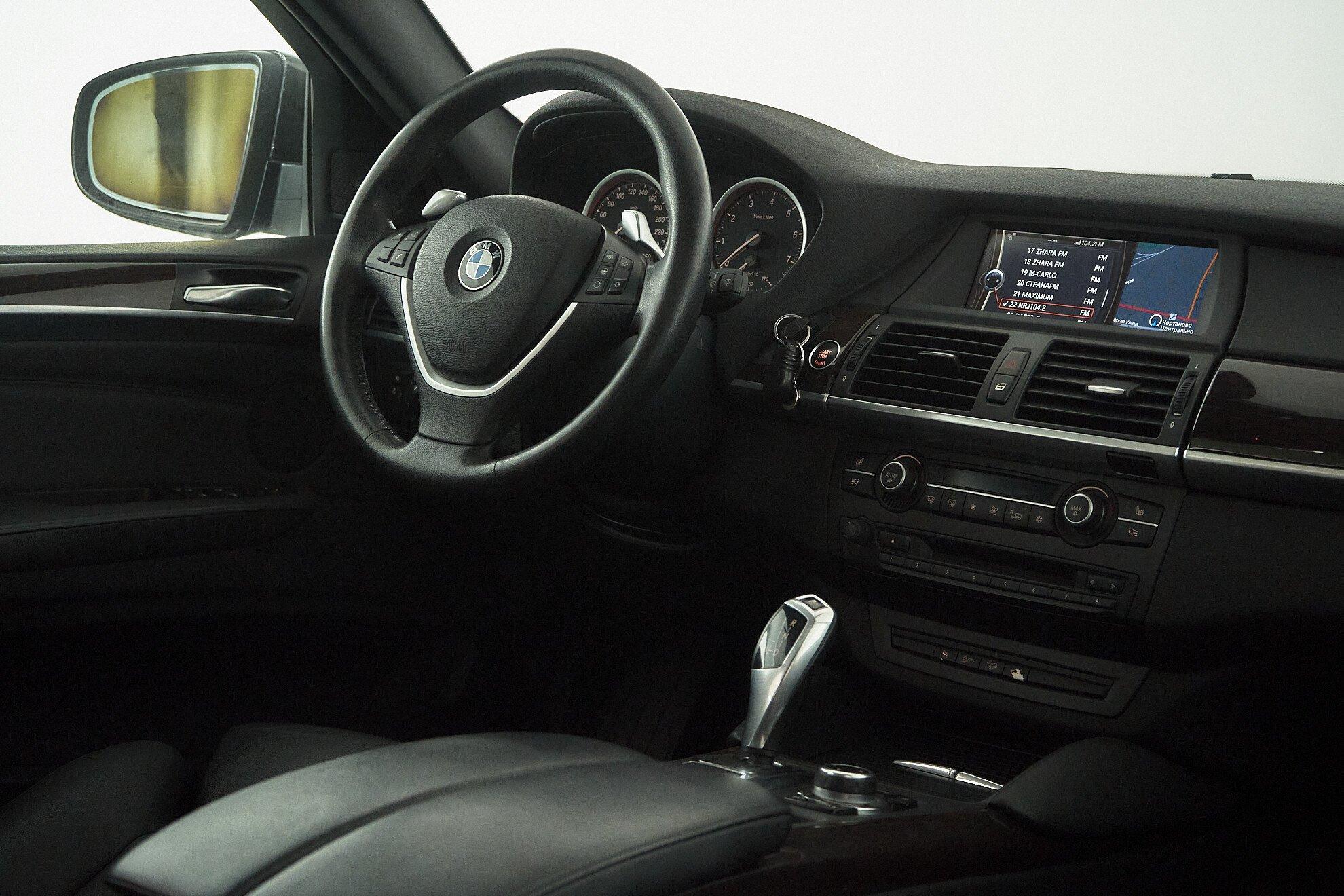 BMW X6 2010, черный