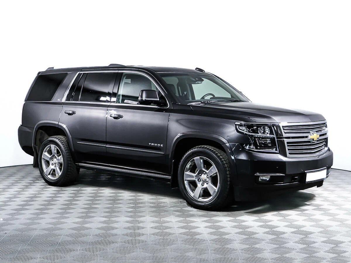 Chevrolet Tahoe 2015, серый