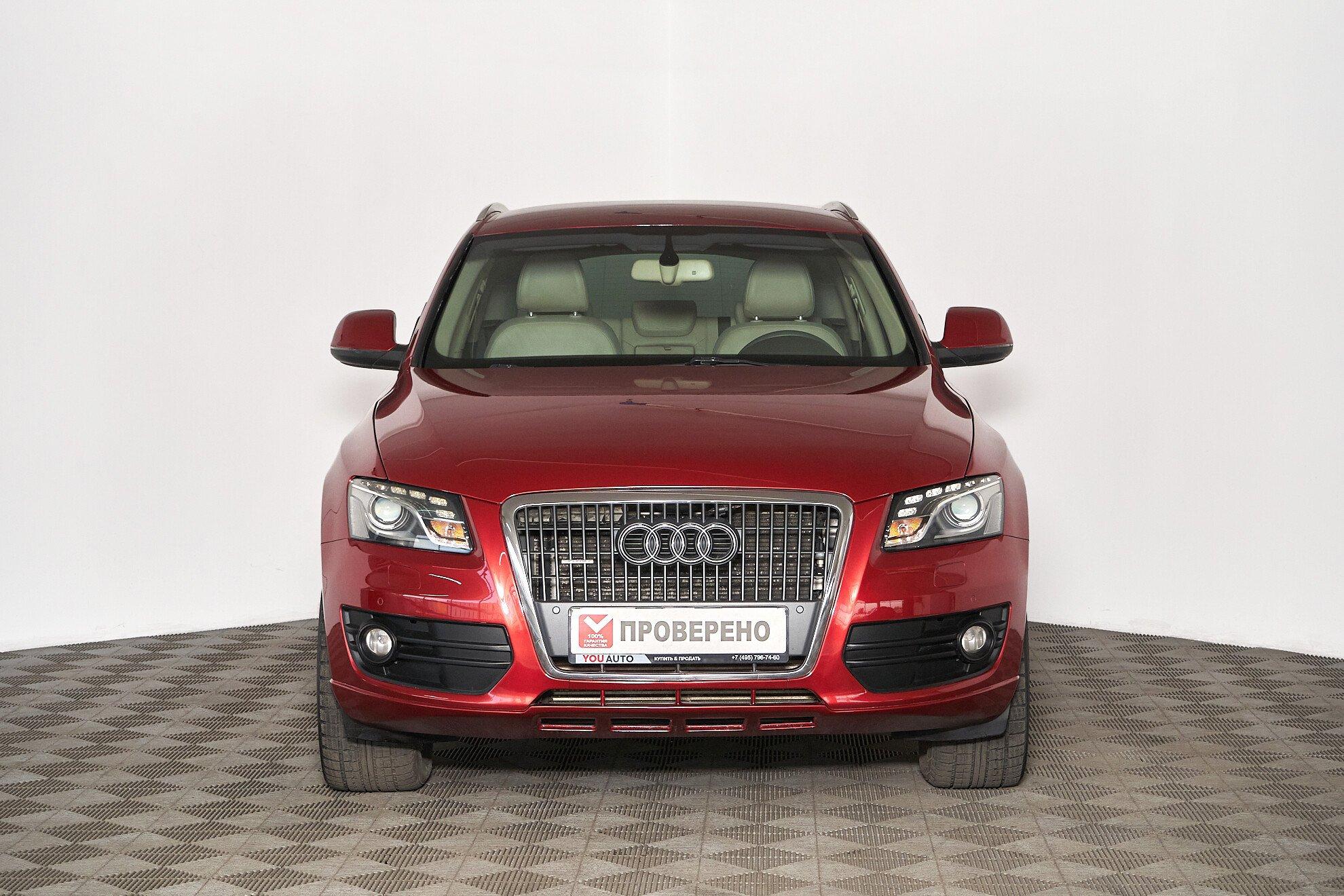 Audi Q5 2011, красный