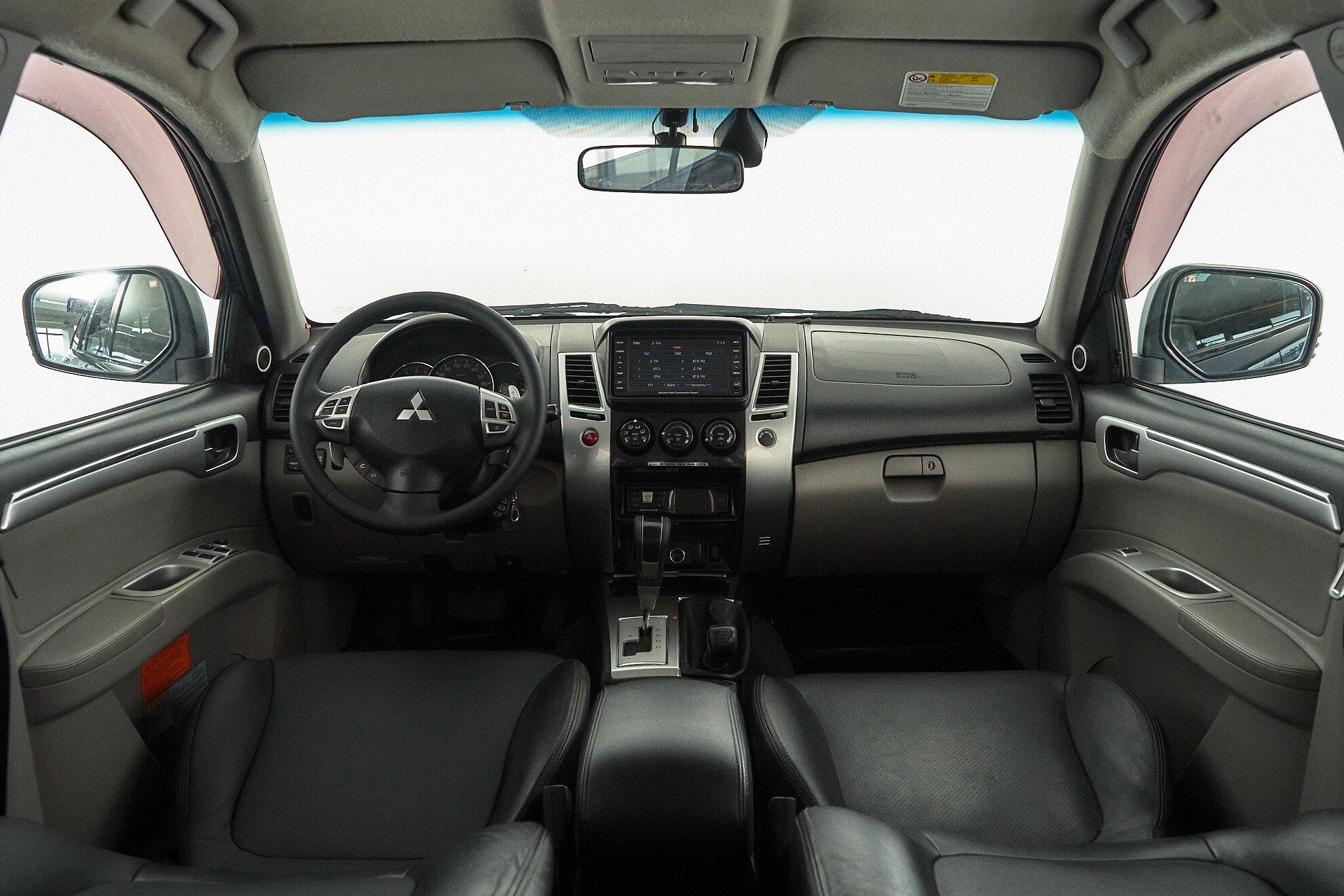 Mitsubishi Pajero Sport 2012, синий