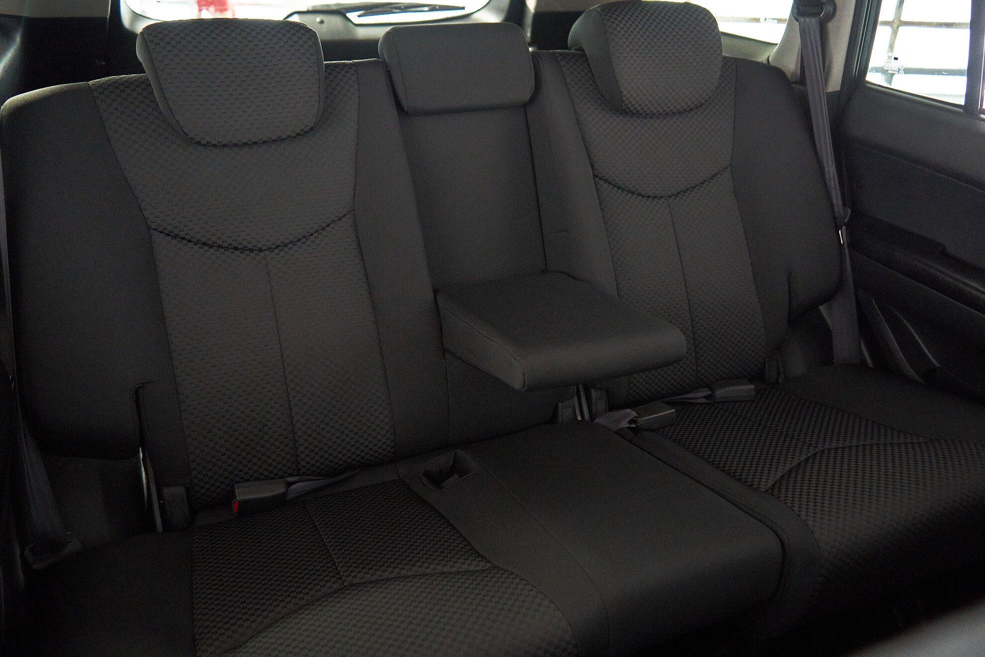 SsangYong Kyron 2012, черный