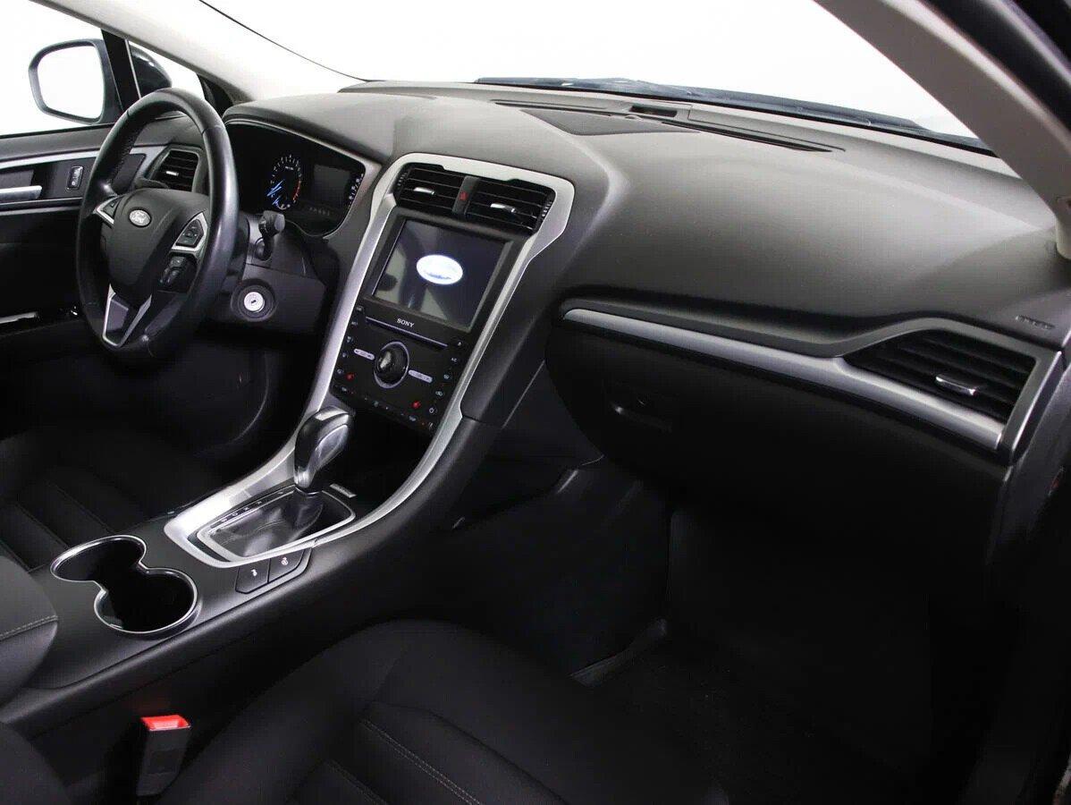 Ford Mondeo 2018, черный