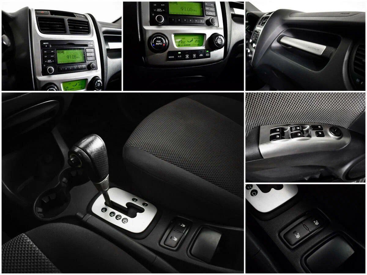 Kia Sportage 2010, серый