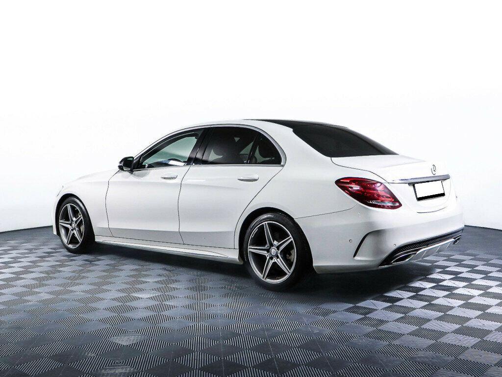 Mercedes-Benz C-Класс 2018, белый