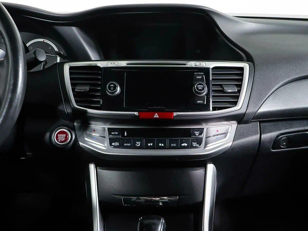 Honda Accord 2014, серебряный