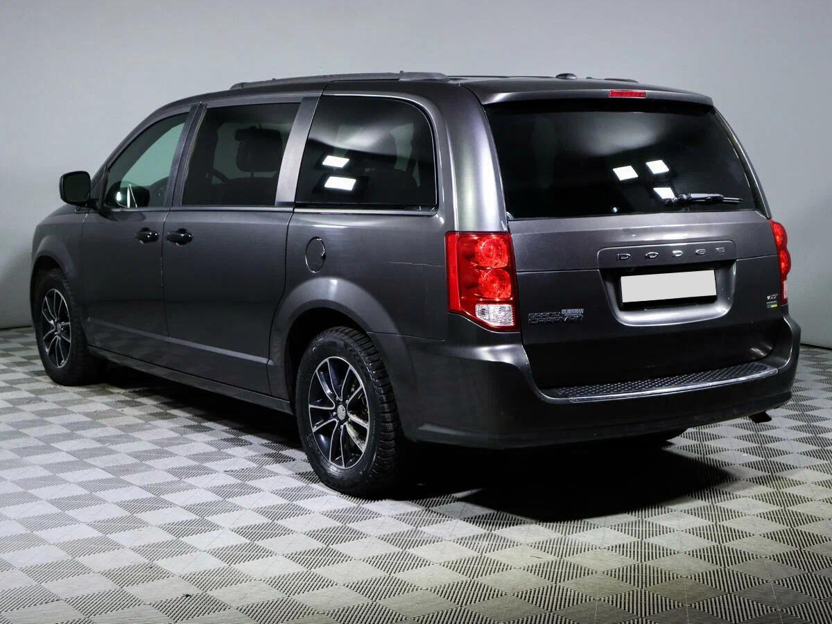 Dodge Caravan 2013, серый