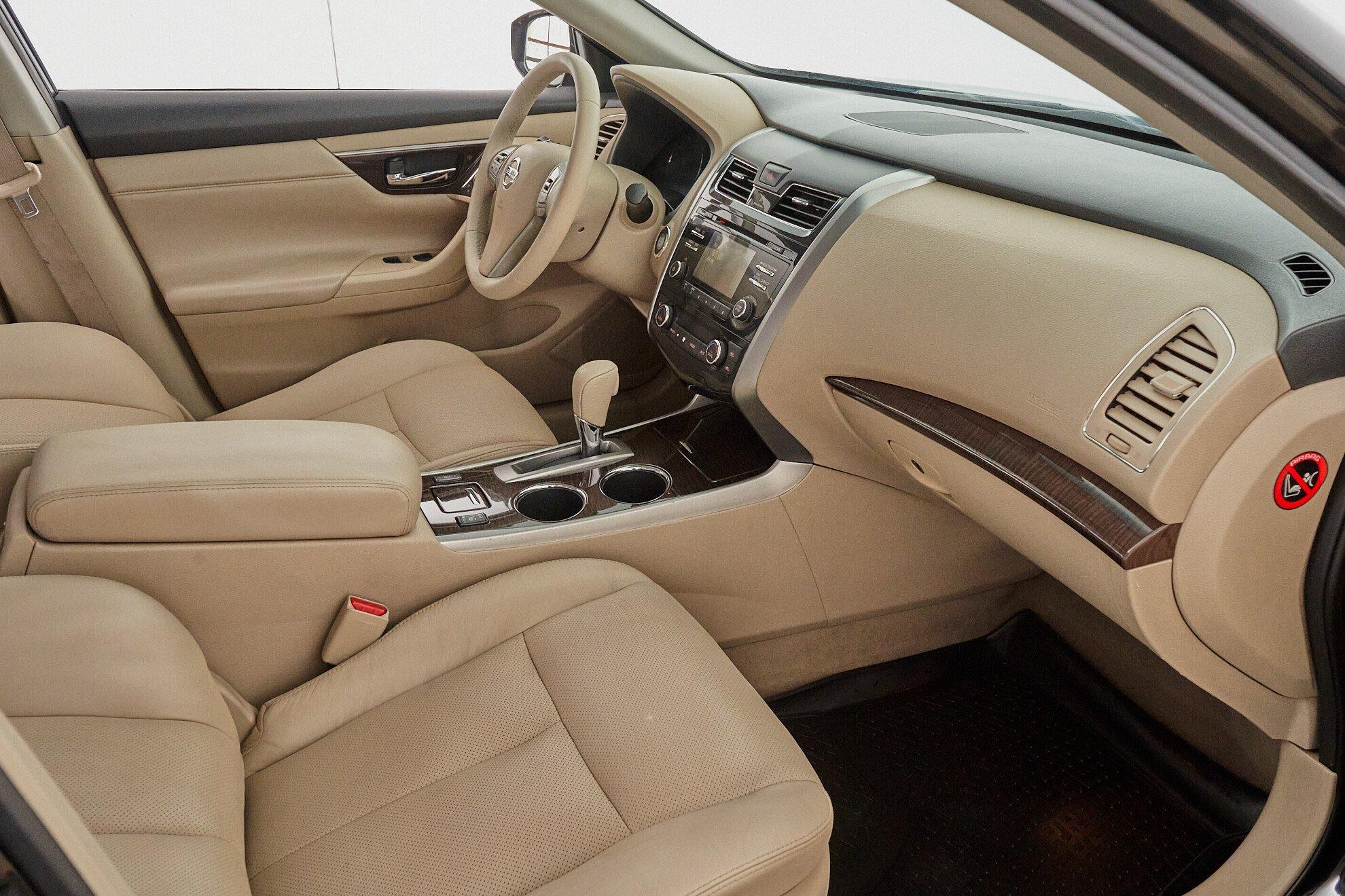Nissan Teana 2015, черный