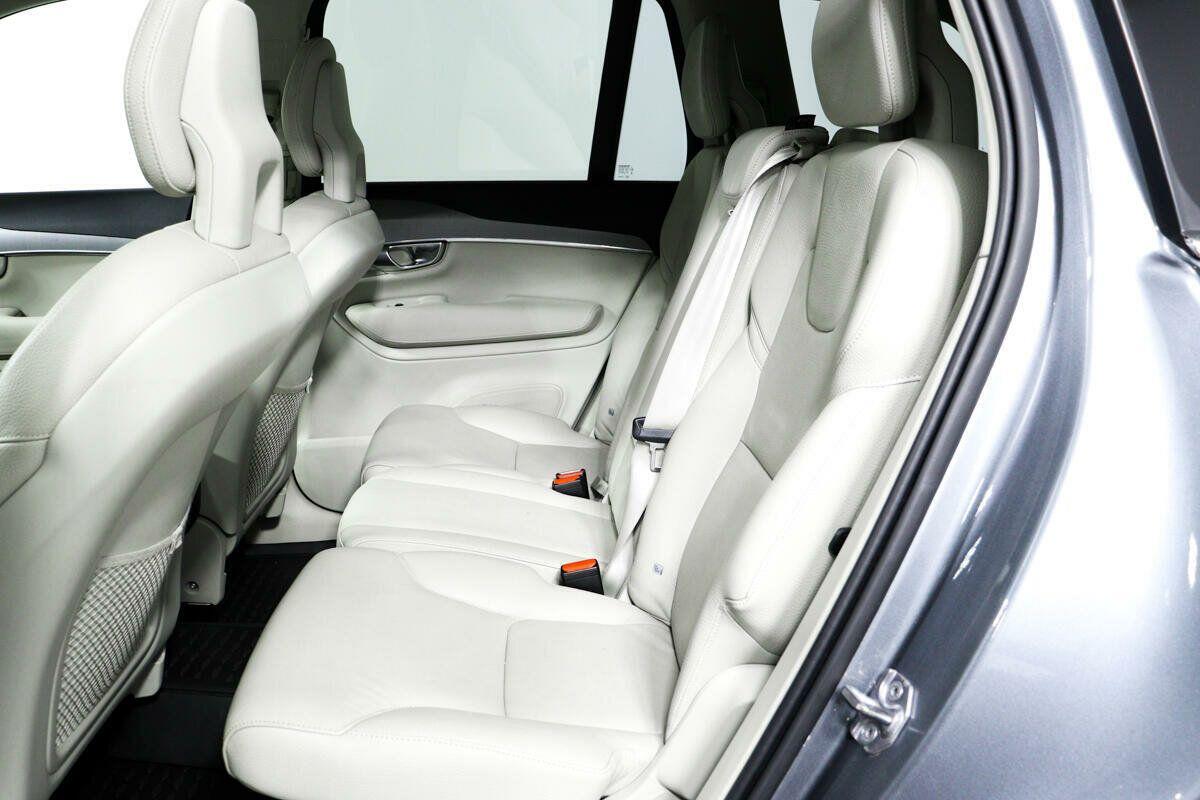 Volvo XC90 2018, серый
