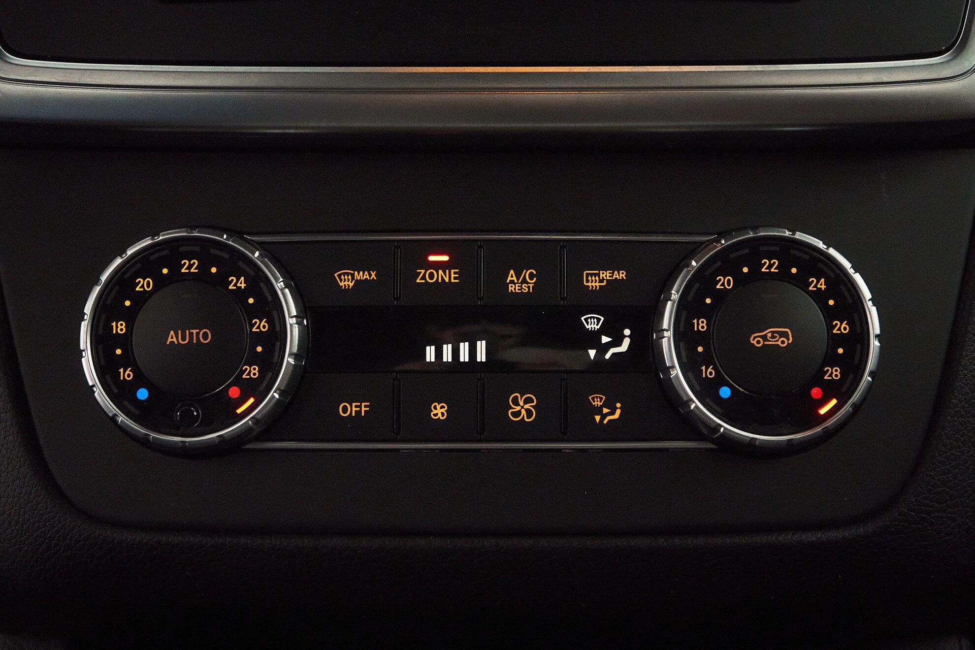 Mercedes-Benz M-Класс 2014, черный