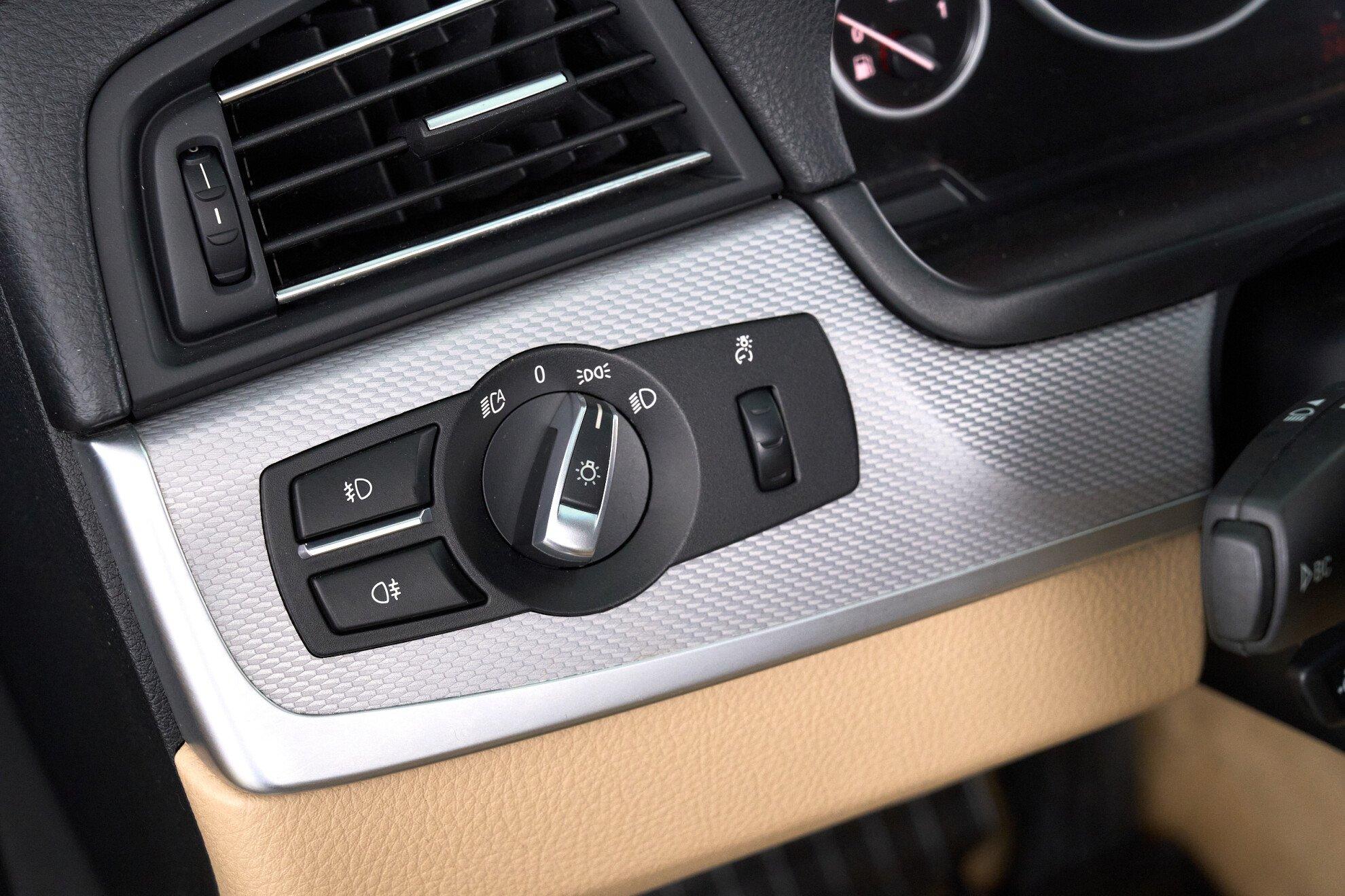 BMW 5 серии 2013, черный