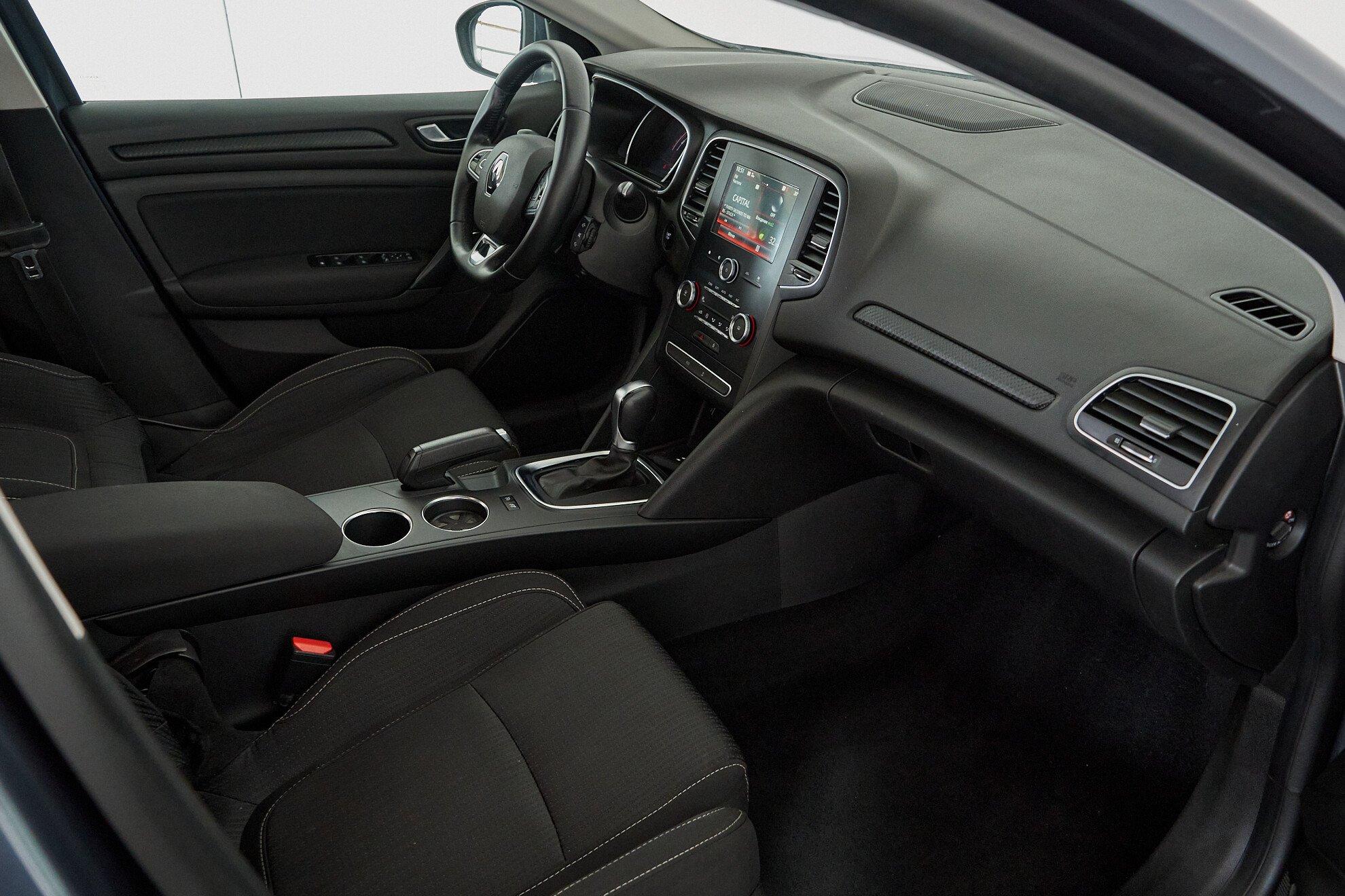 Renault Megane 2018, серый