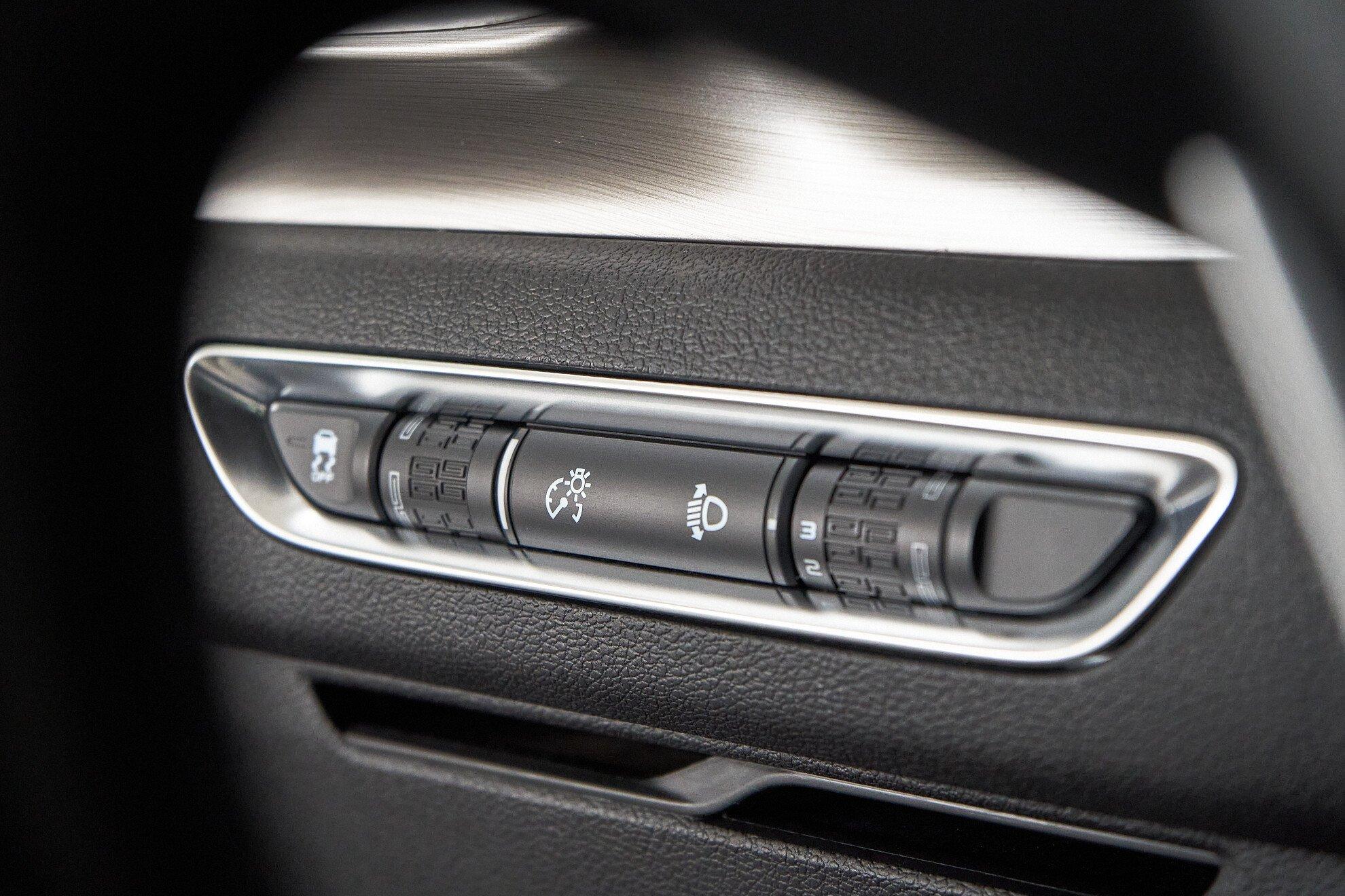 Geely Coolray 2020, серебряный