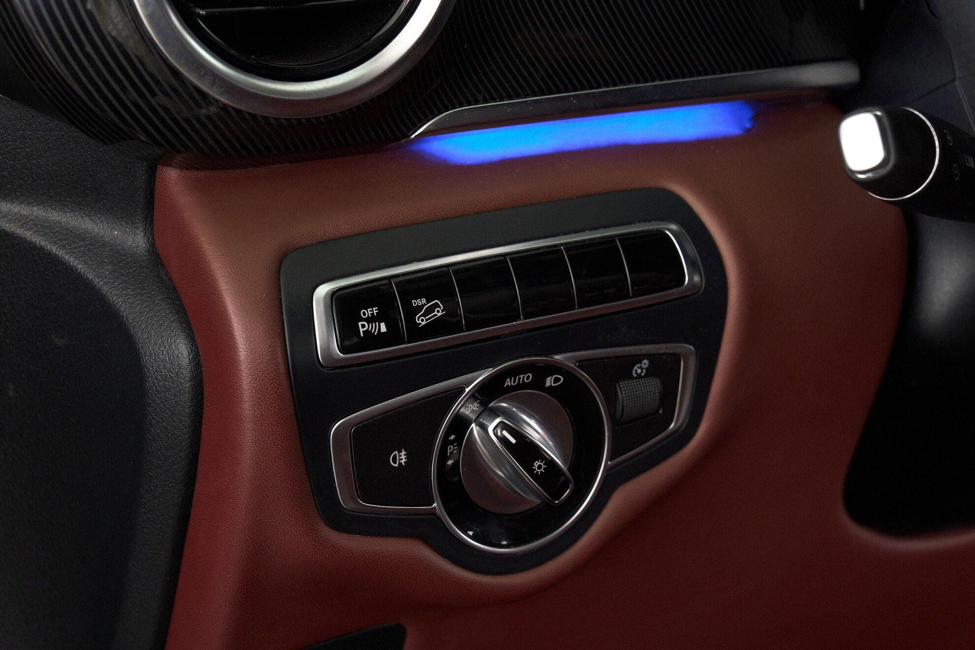 Mercedes-Benz V-Класс 2017, серебряный