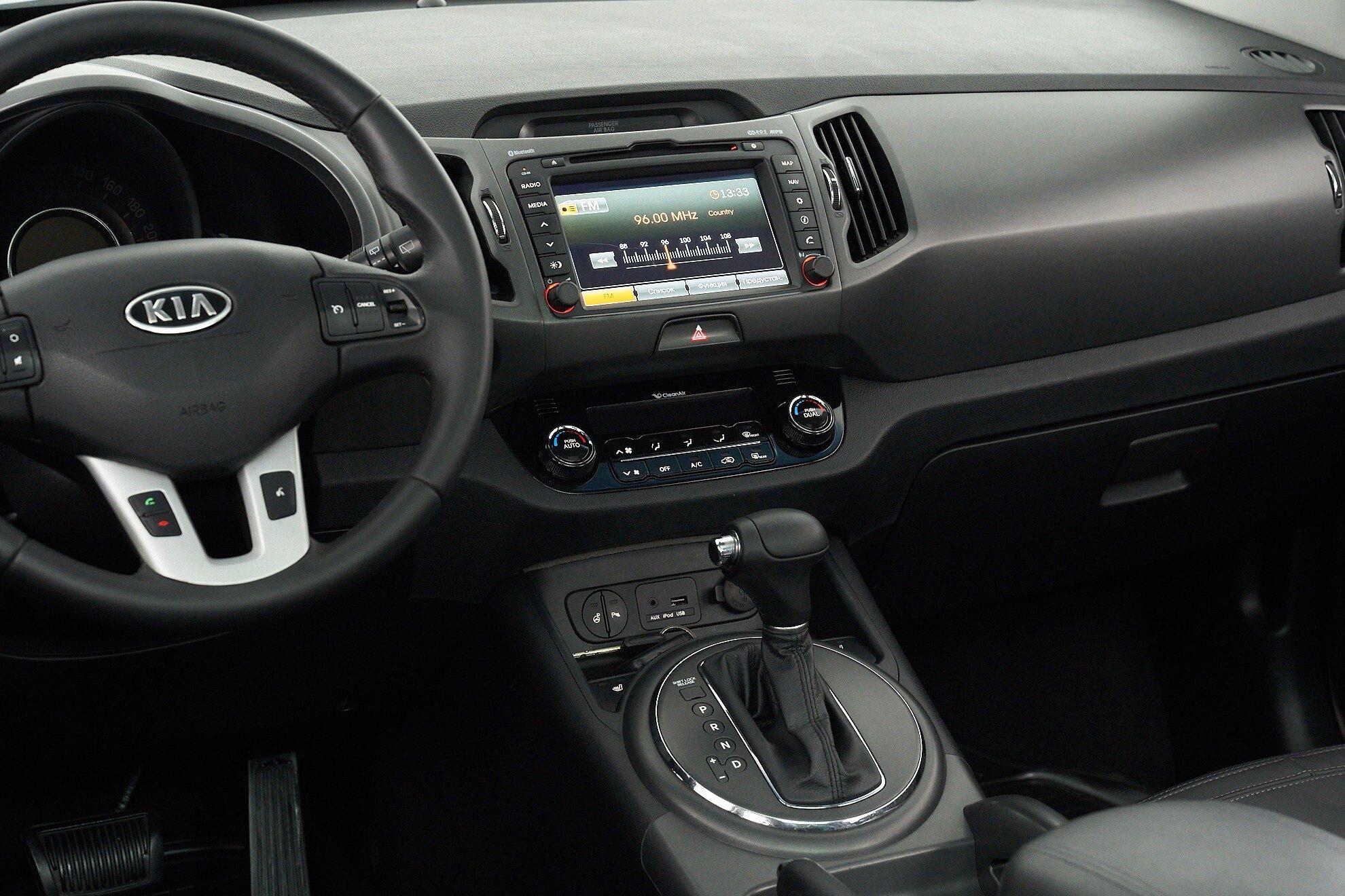 Kia Sportage 2011, серебряный