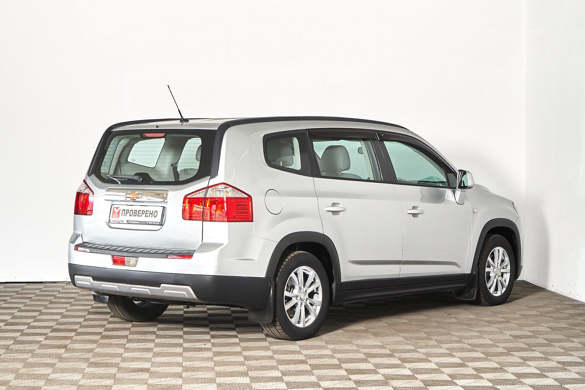 Chevrolet Orlando 2012, серебряный