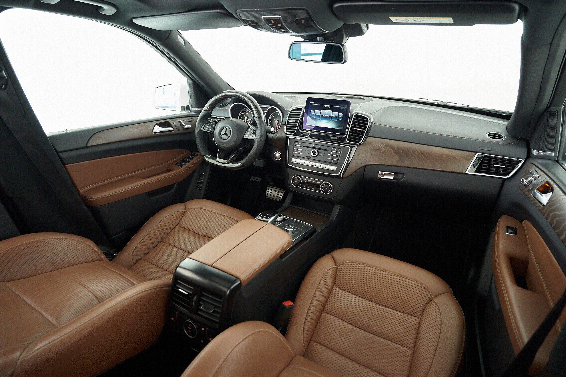 Mercedes-Benz GLS 2016, белый
