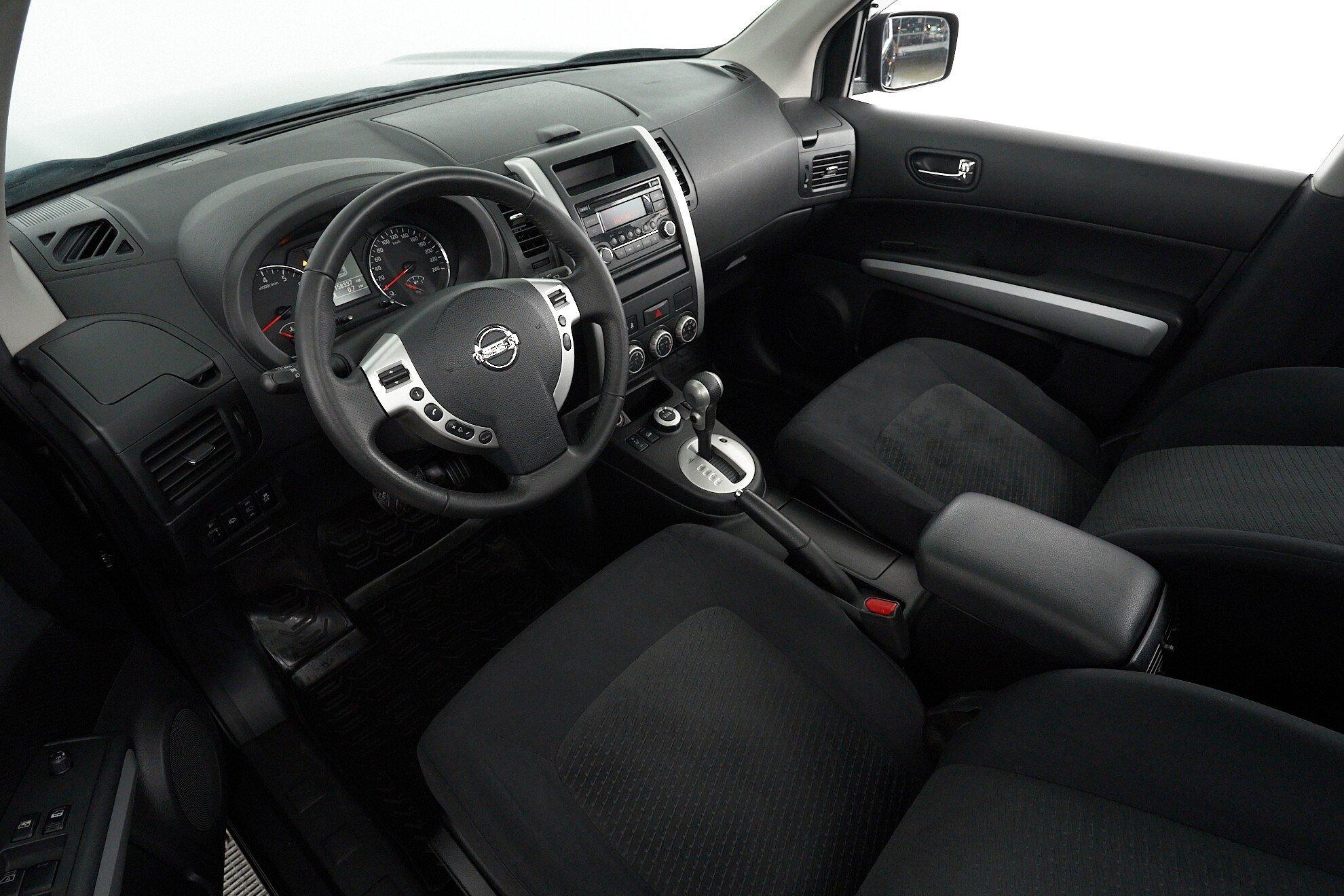 Nissan X-Trail 2014, черный