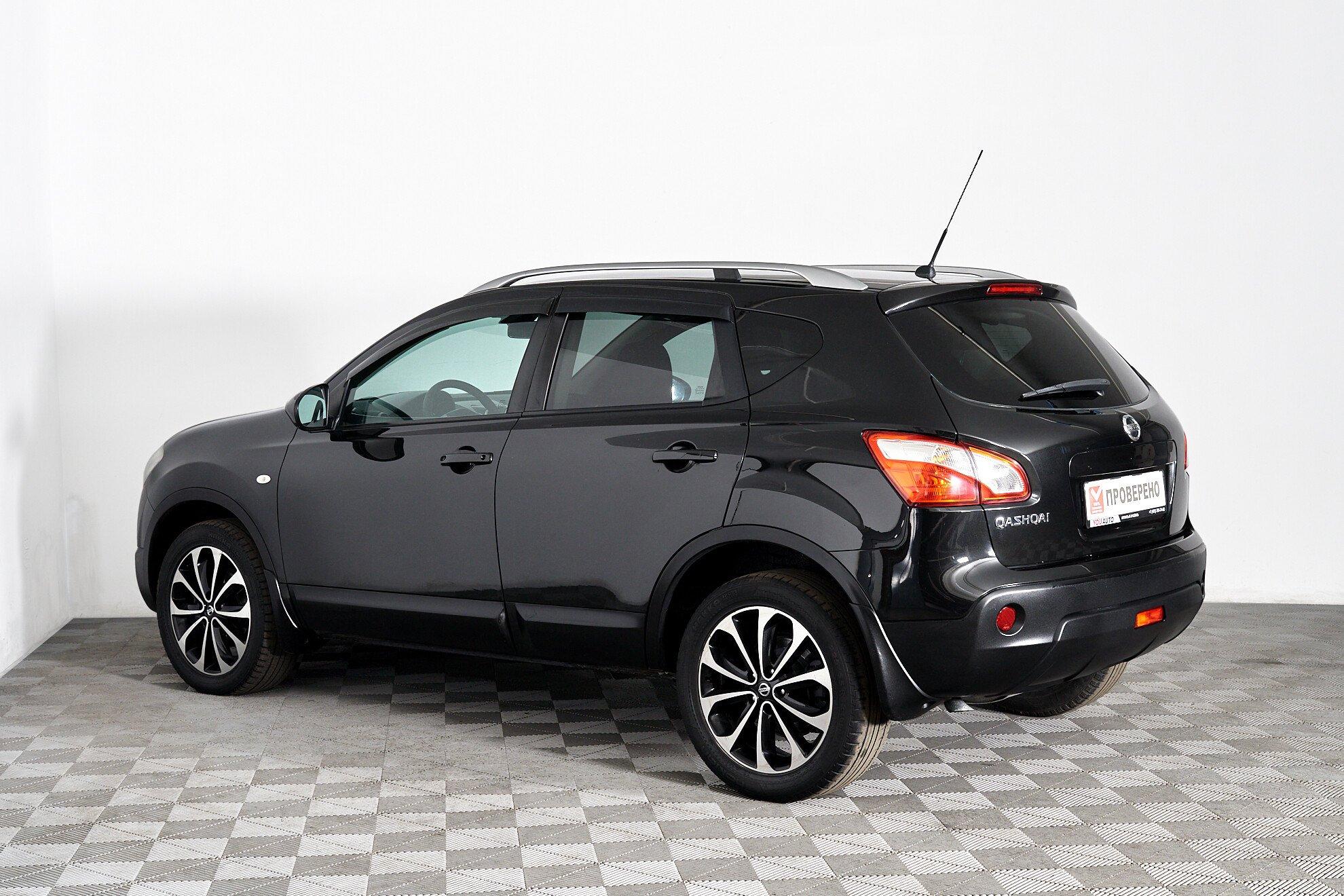 Nissan Qashqai 2012, черный
