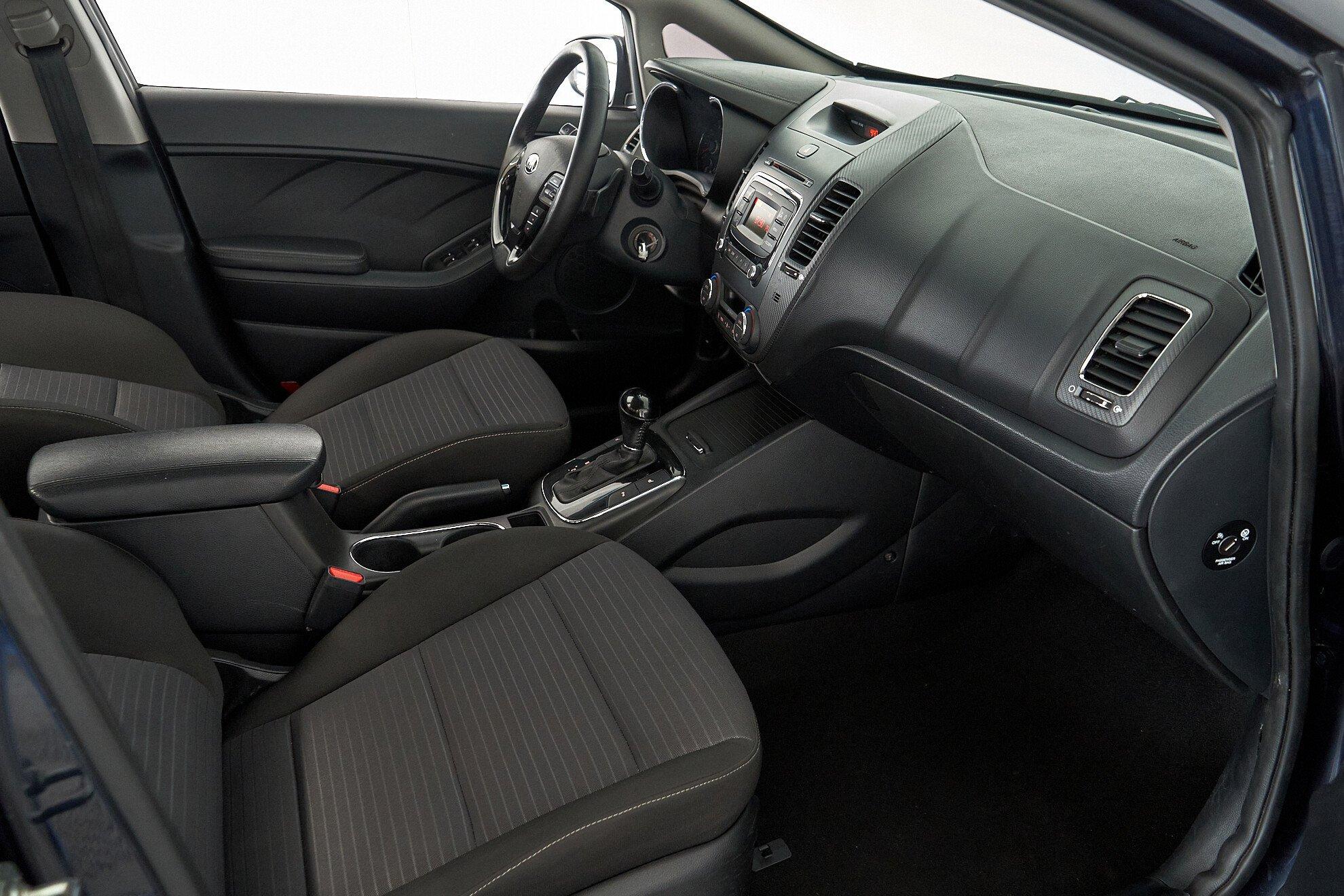 Kia Cerato 2017, синий