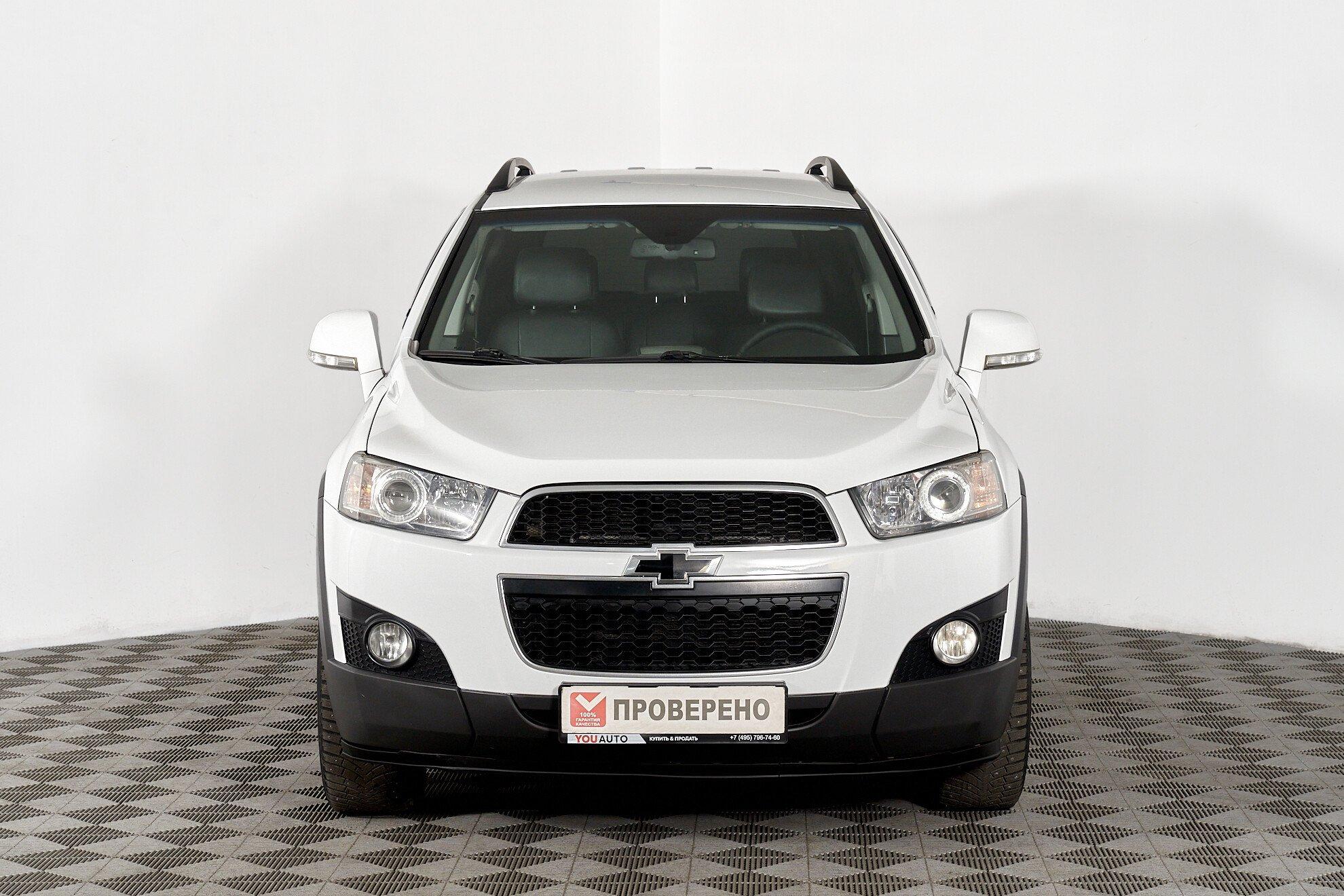 Chevrolet Captiva 2013, белый