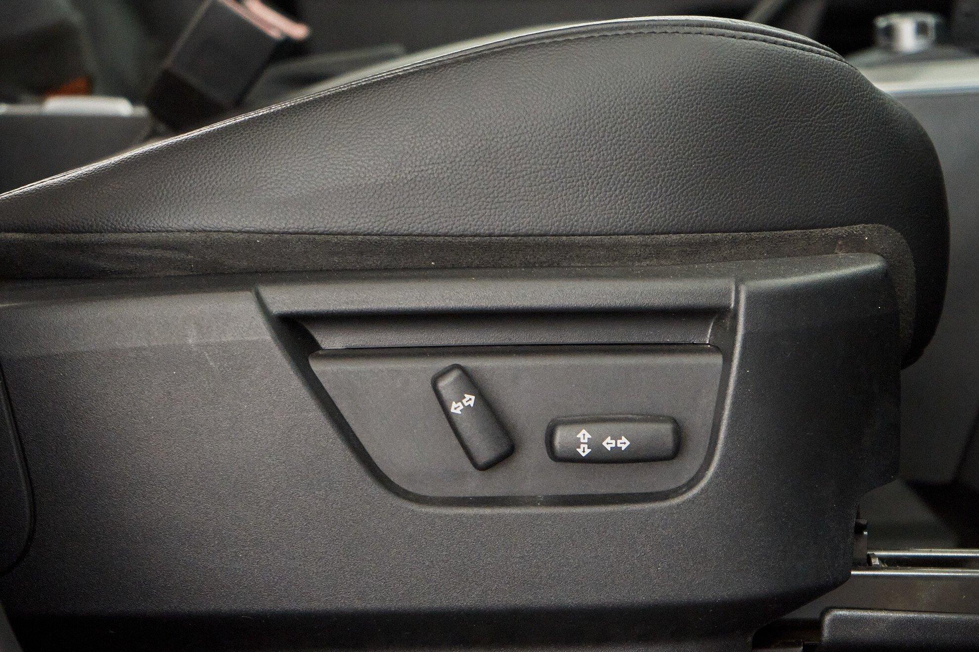 Land Rover Freelander 2010, серый