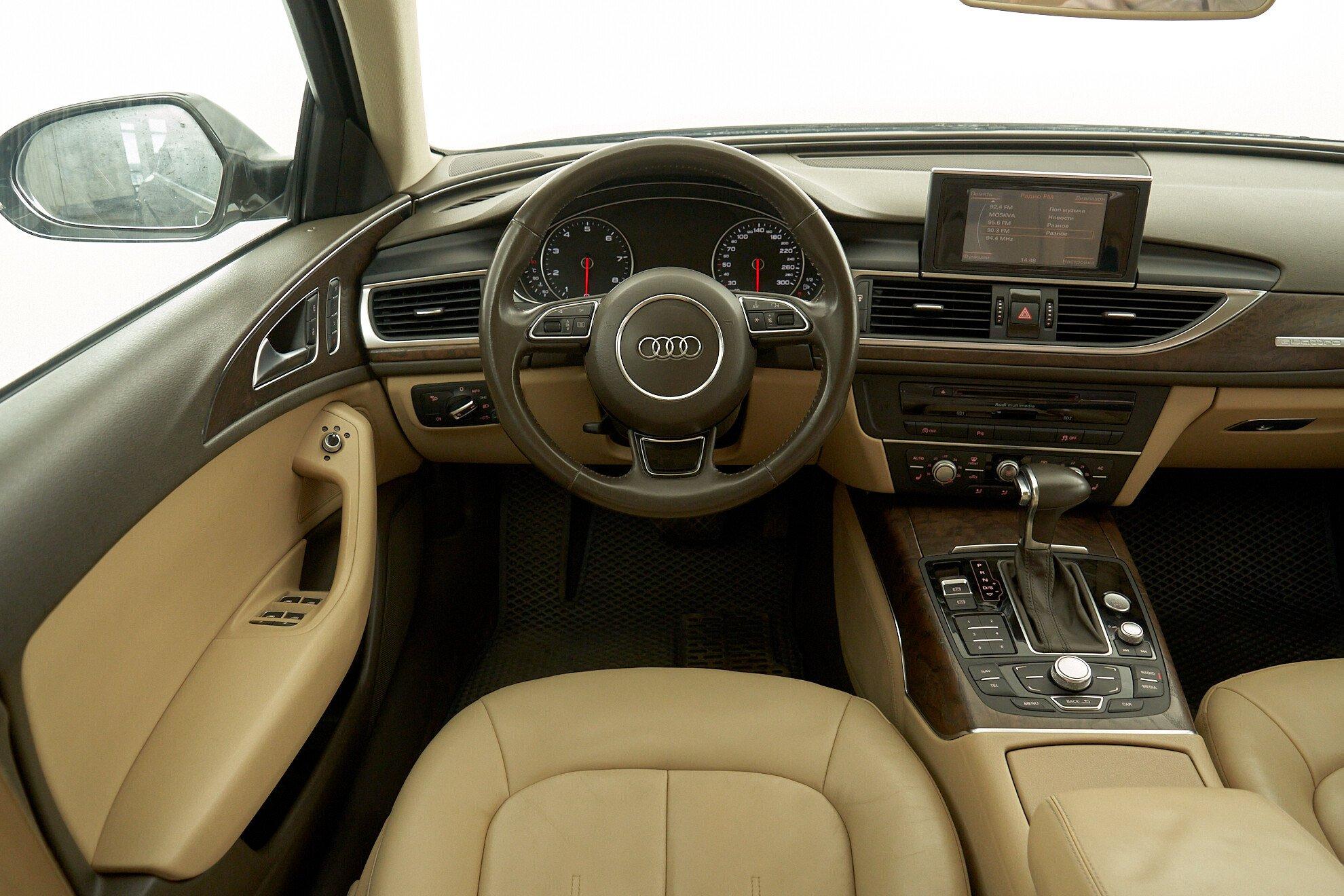 Audi A6 2012, черный