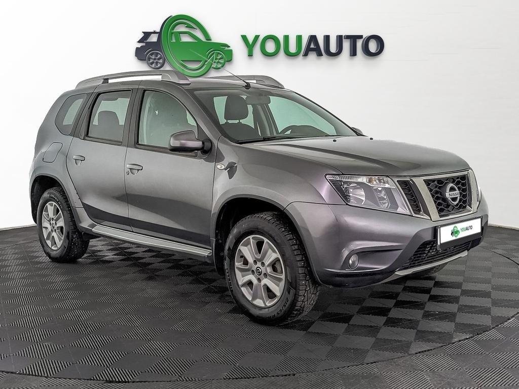 Nissan Terrano 2018, серый