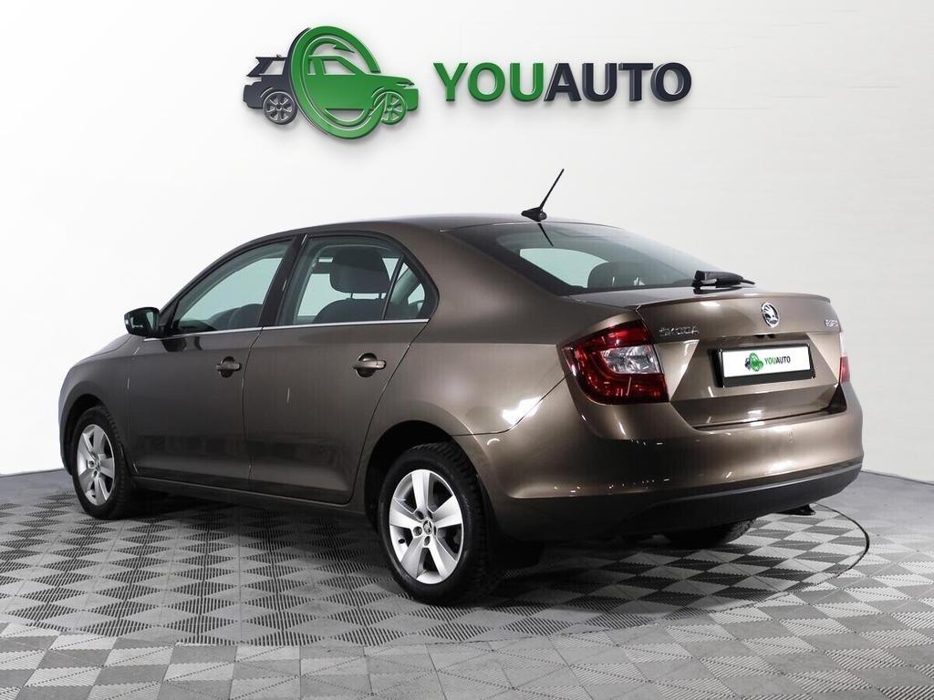 Skoda Rapid 2018, коричневый