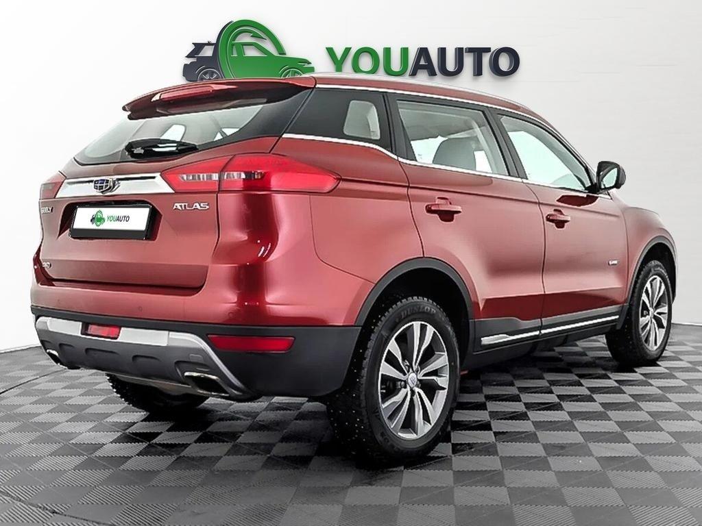 Geely Atlas 2020, красный