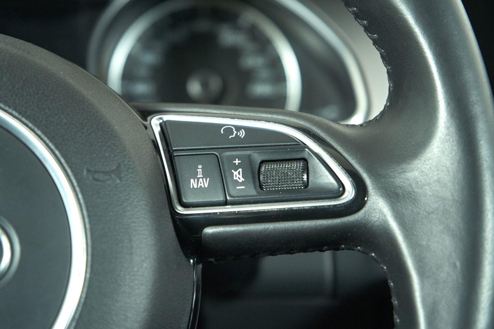 Audi A5 2013, белый