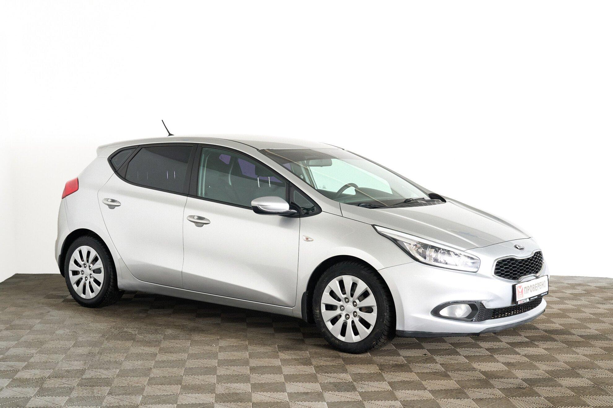 Kia Ceed 2012, серебряный