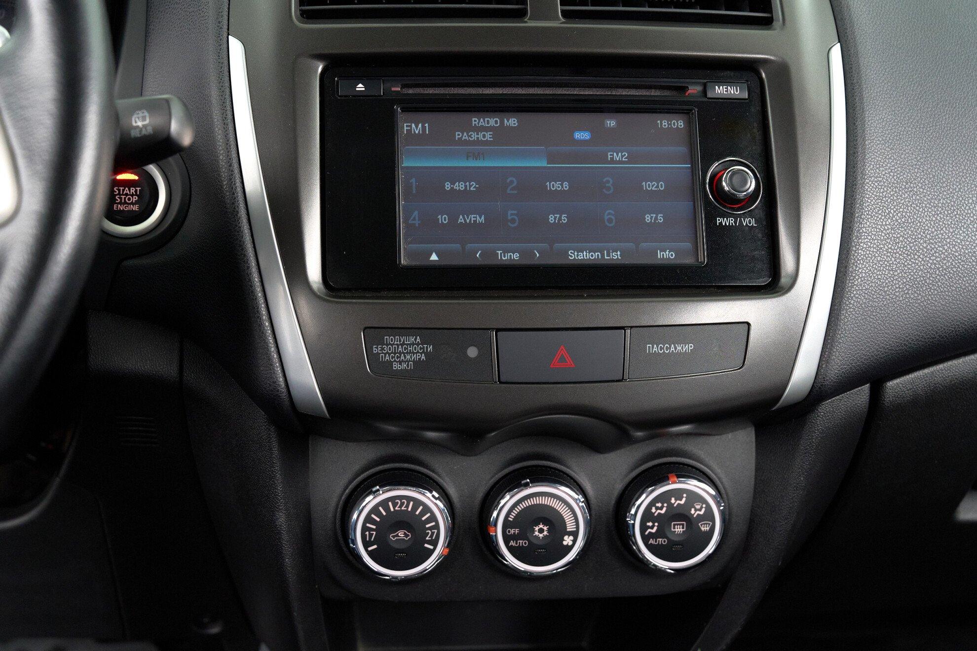 Mitsubishi ASX 2013, серый