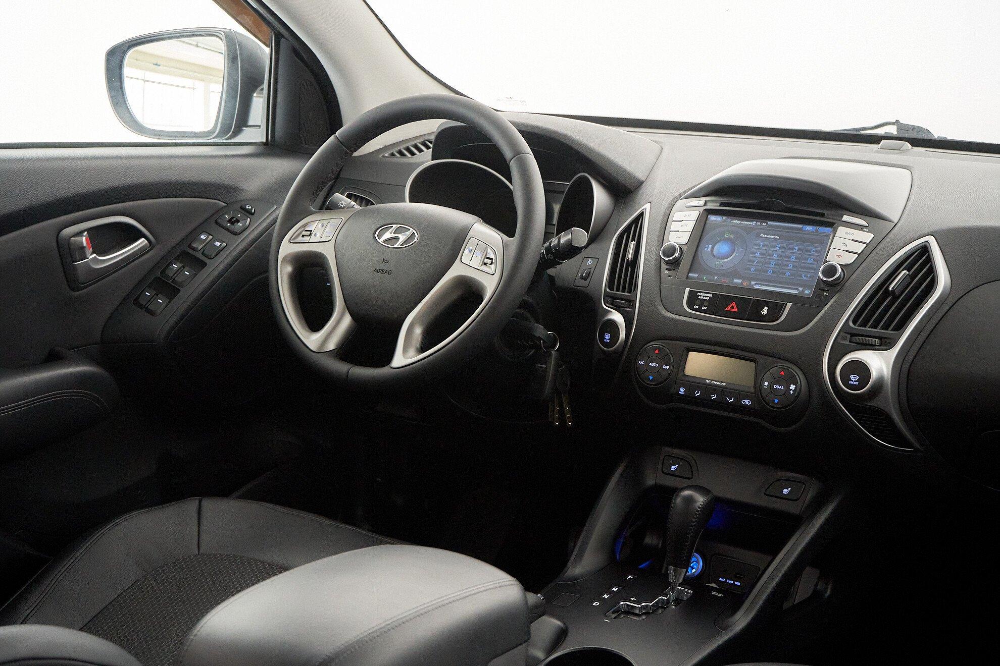 Hyundai ix35 2012, черный
