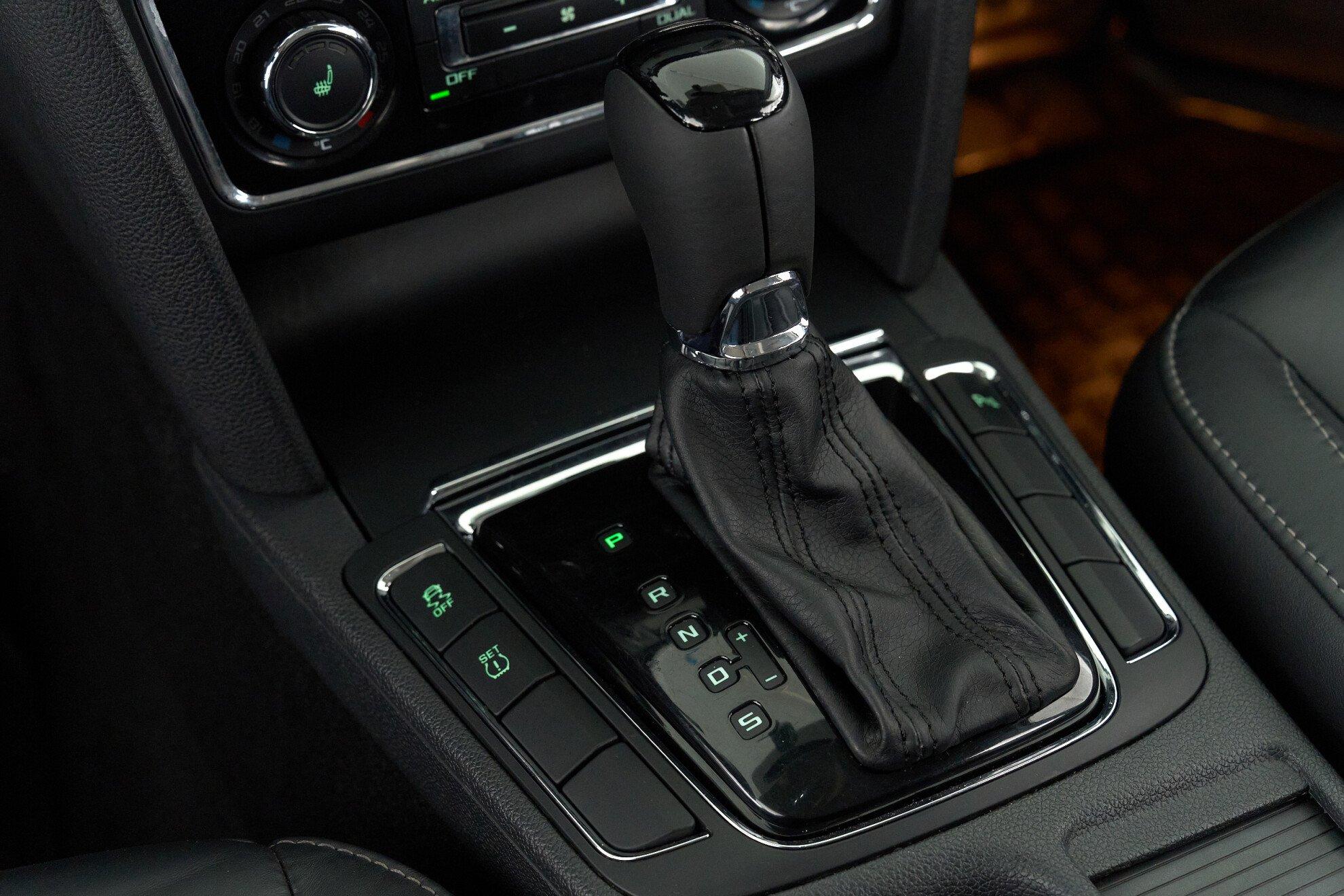 Skoda Superb 2014, черный