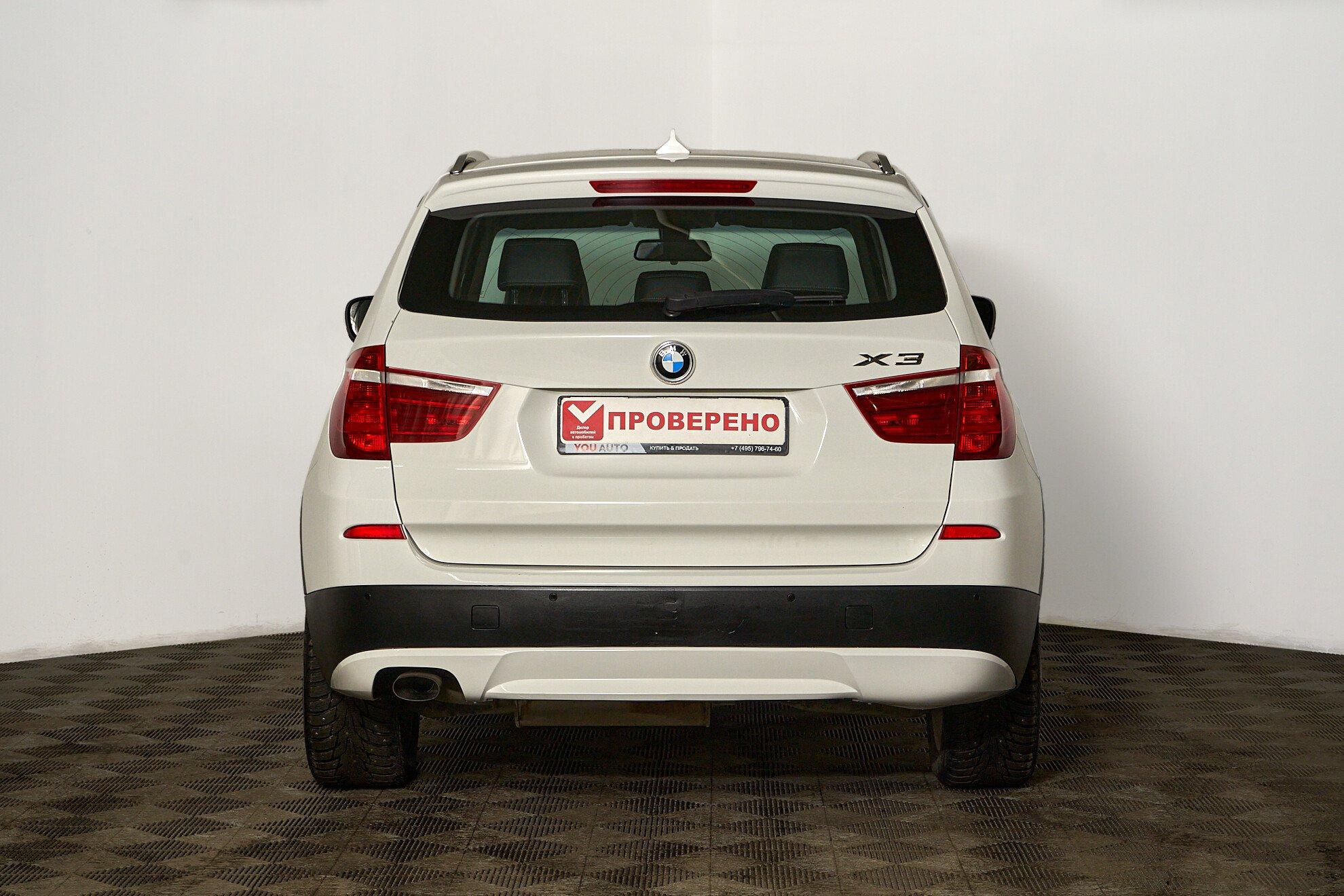 BMW X3 2012, белый