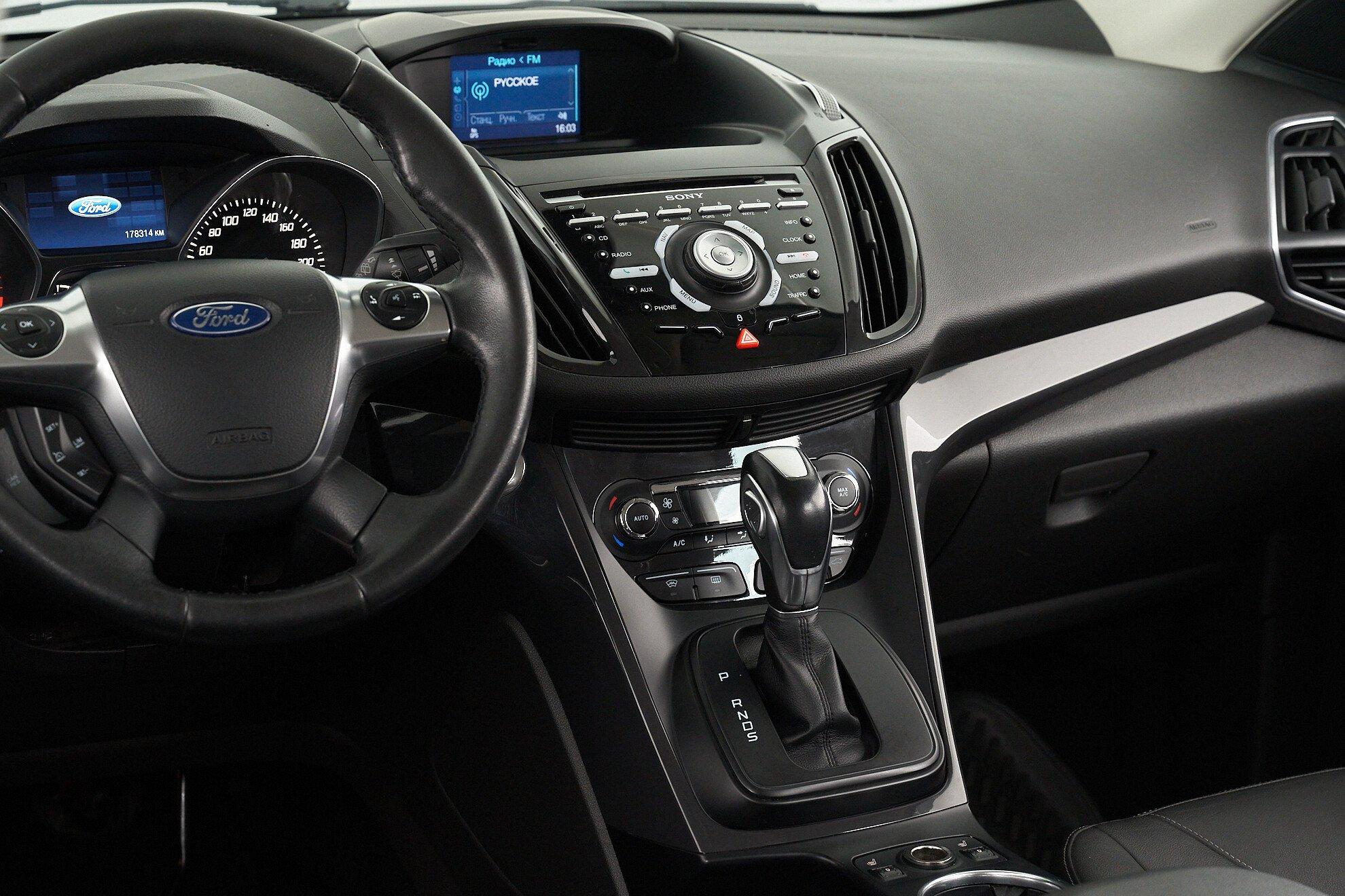 Ford Kuga 2014, черный