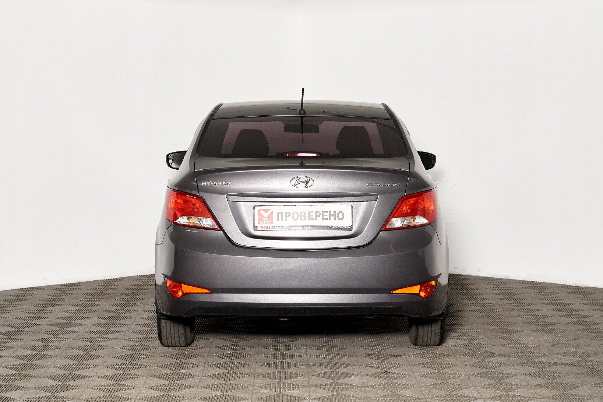 Hyundai Solaris 2015, серый