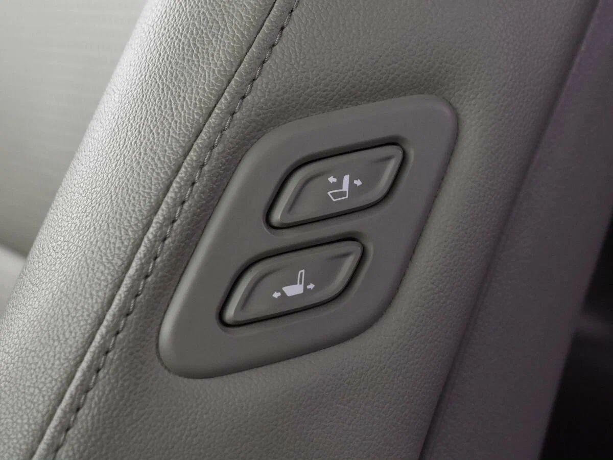 Kia Carnival 2016, серый