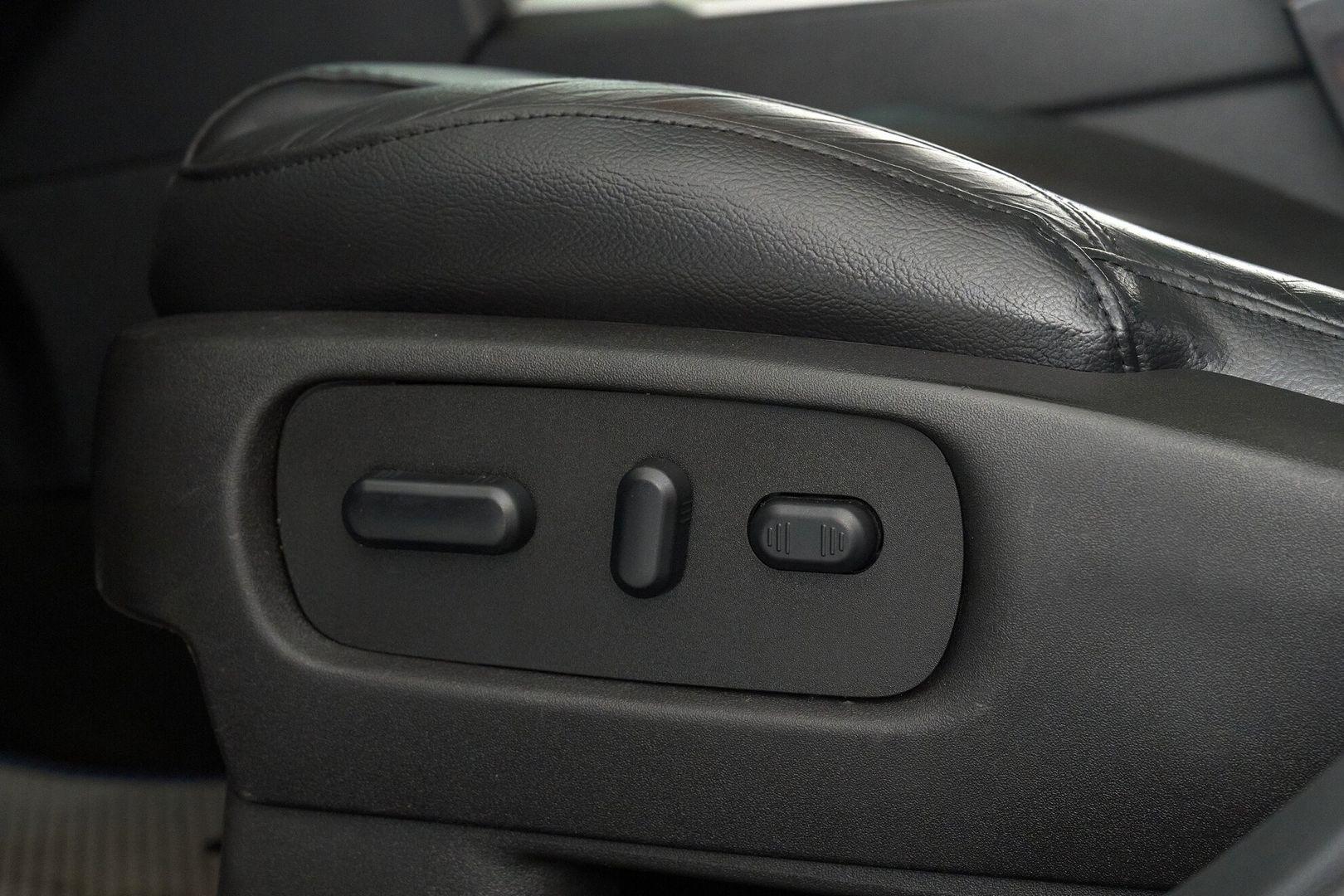 Ford Explorer 2014, белый
