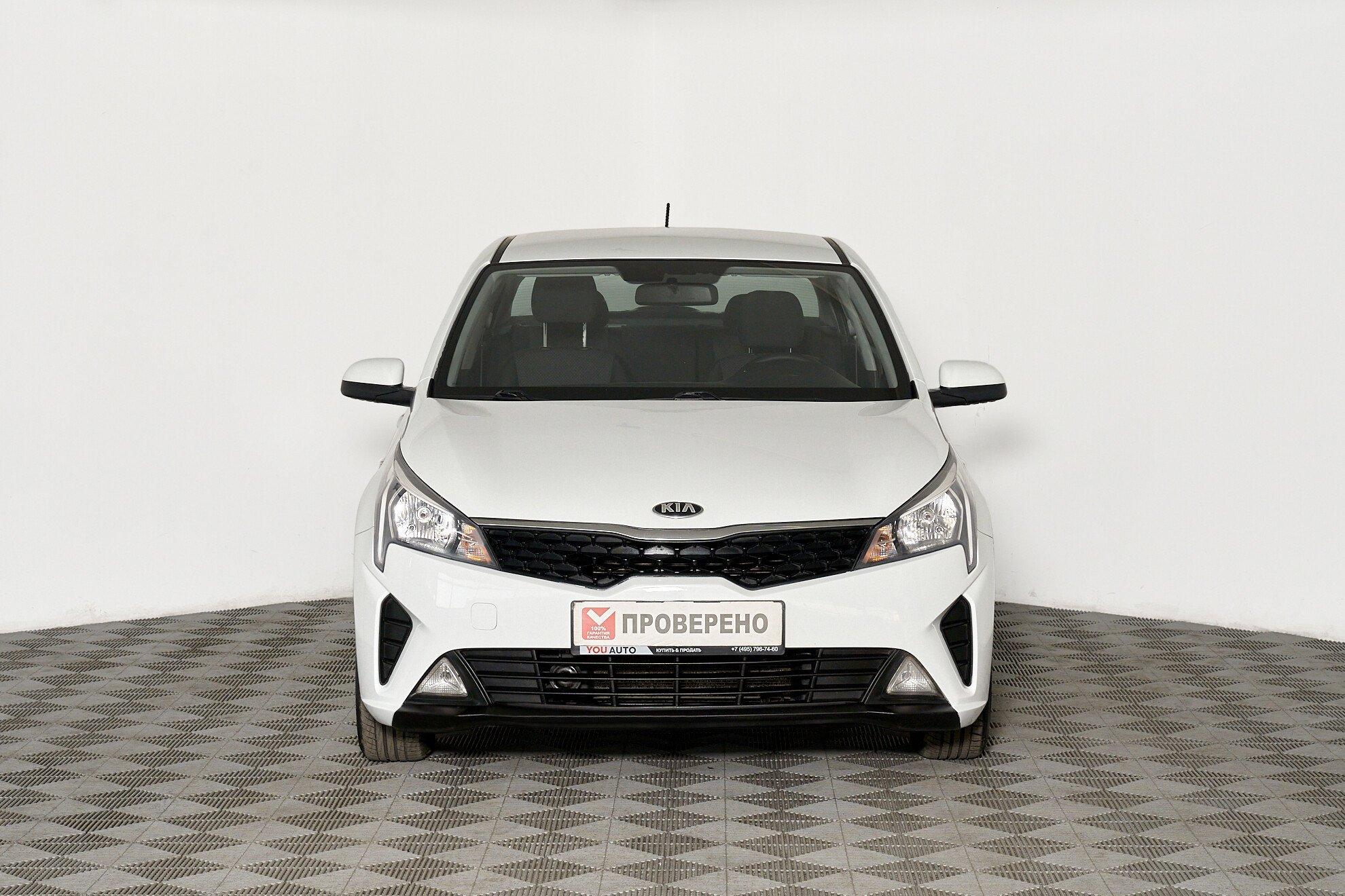 Kia Rio 2021, белый