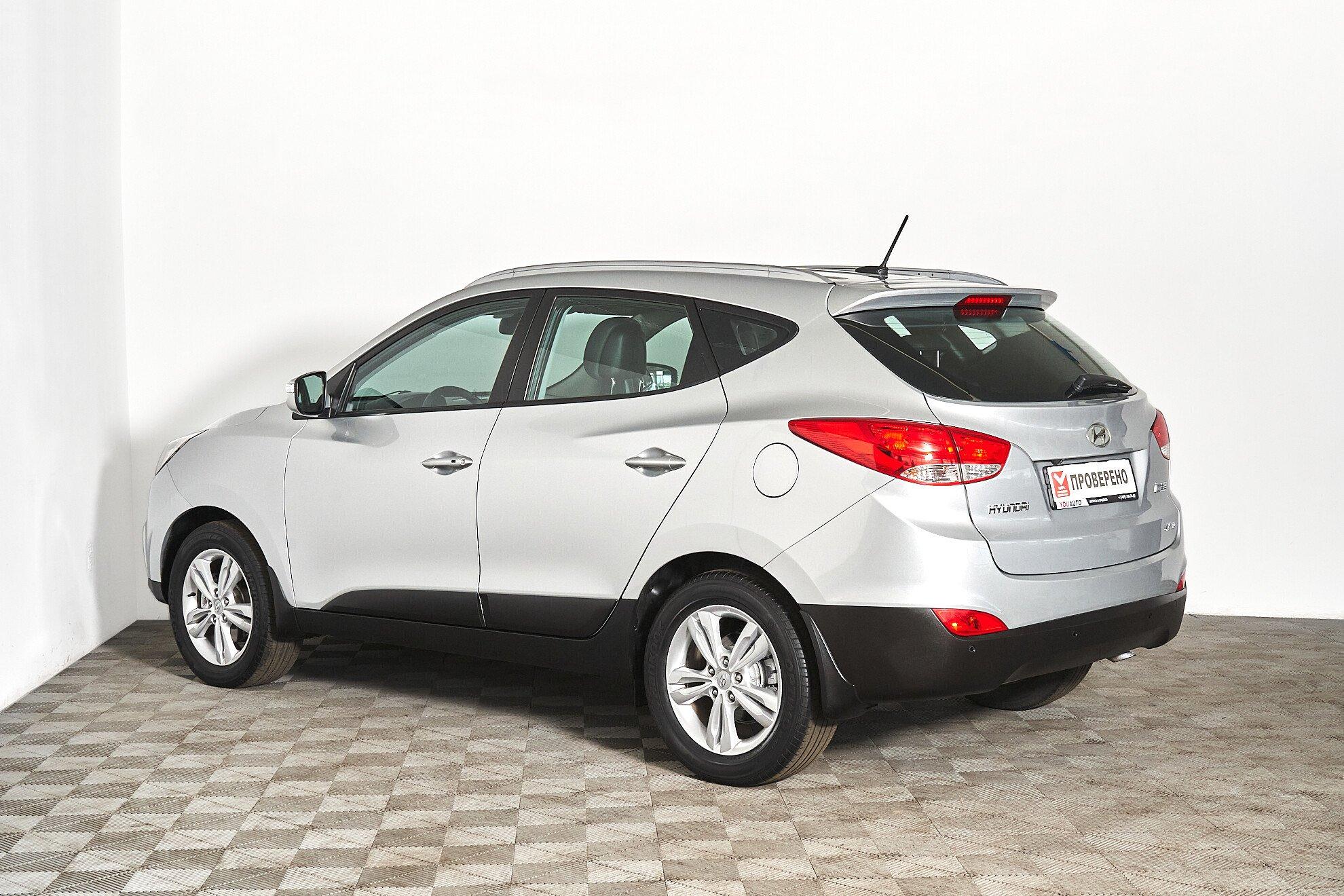 Hyundai ix35 2013, серебряный