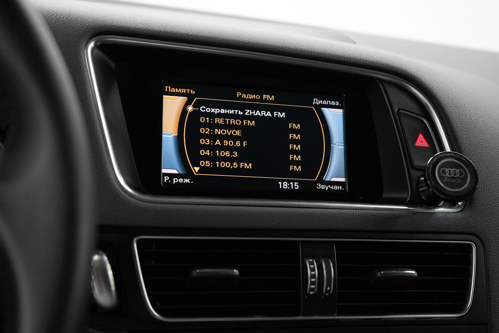 Audi Q5 2012, черный