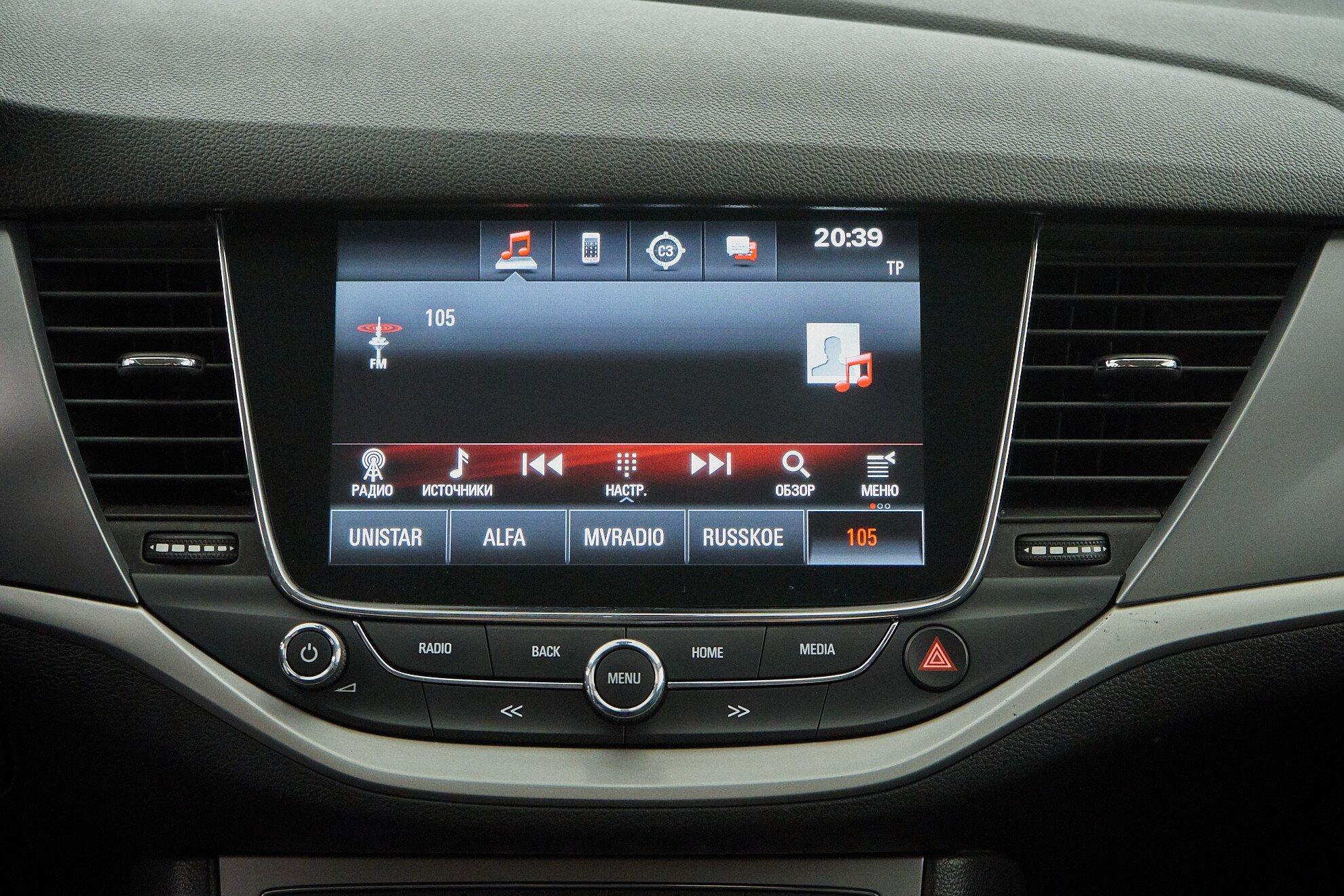 Opel Astra 2019, серый
